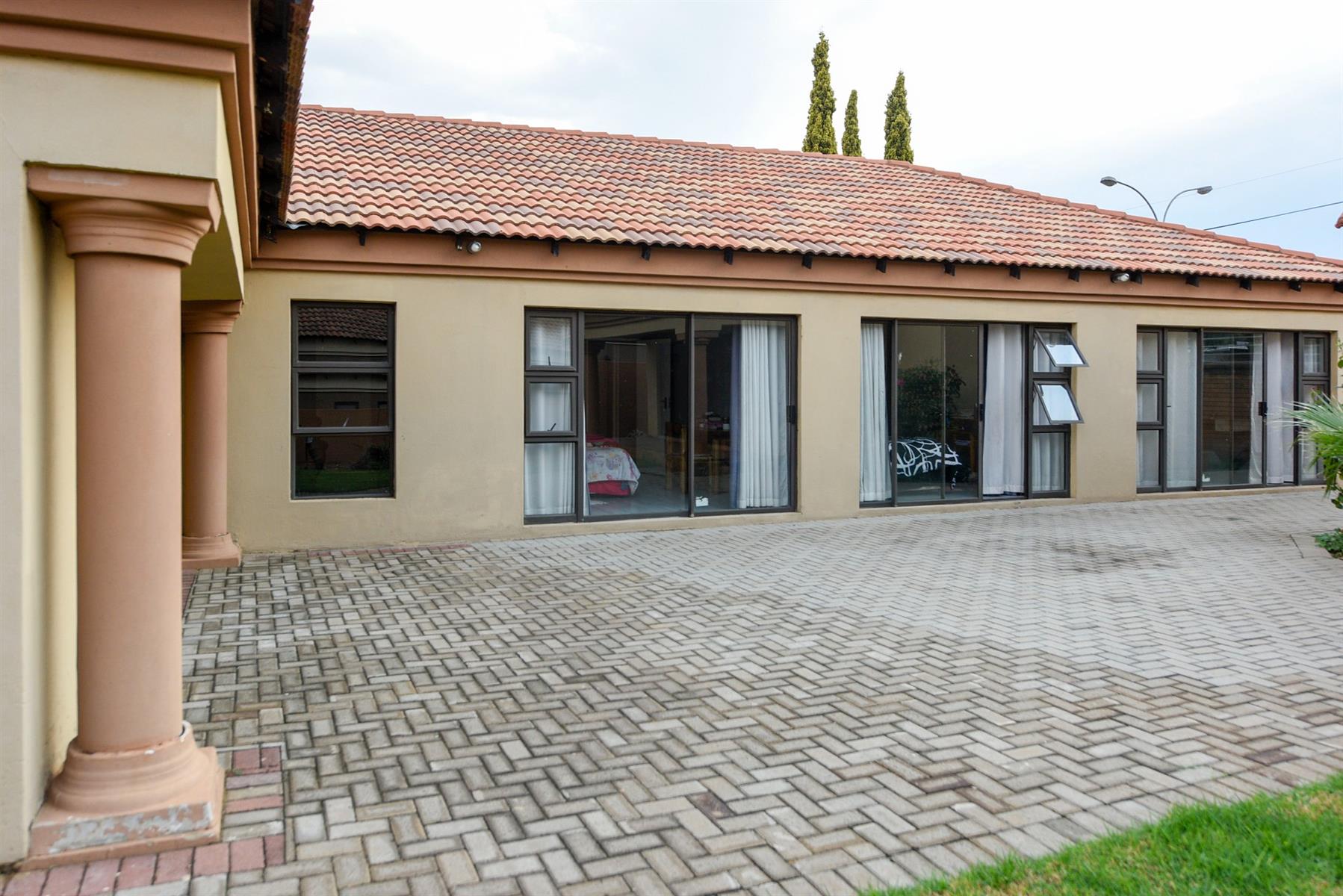 House For Sale in Vanderbijlpark Gauteng