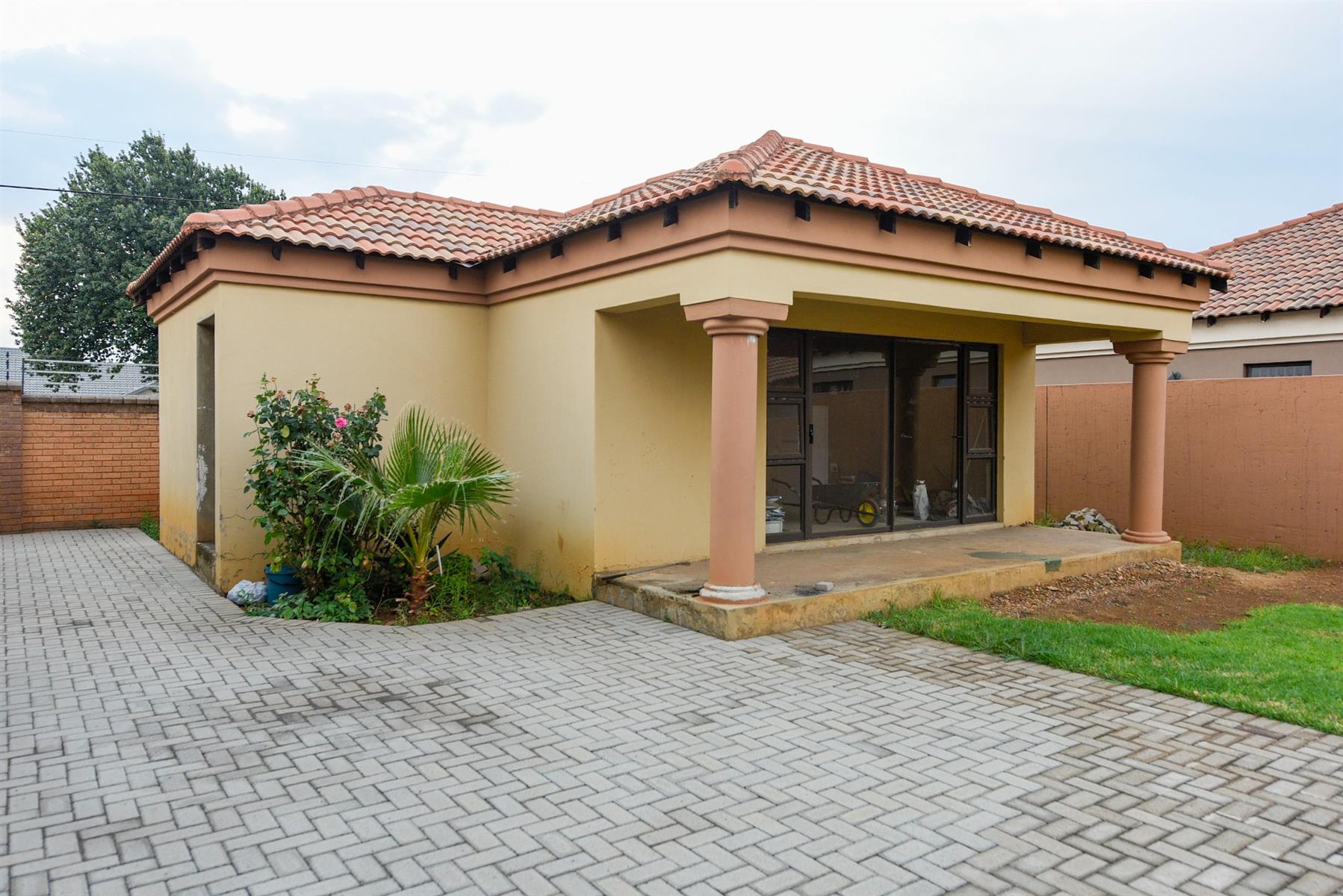 House For Sale in Vanderbijlpark Gauteng