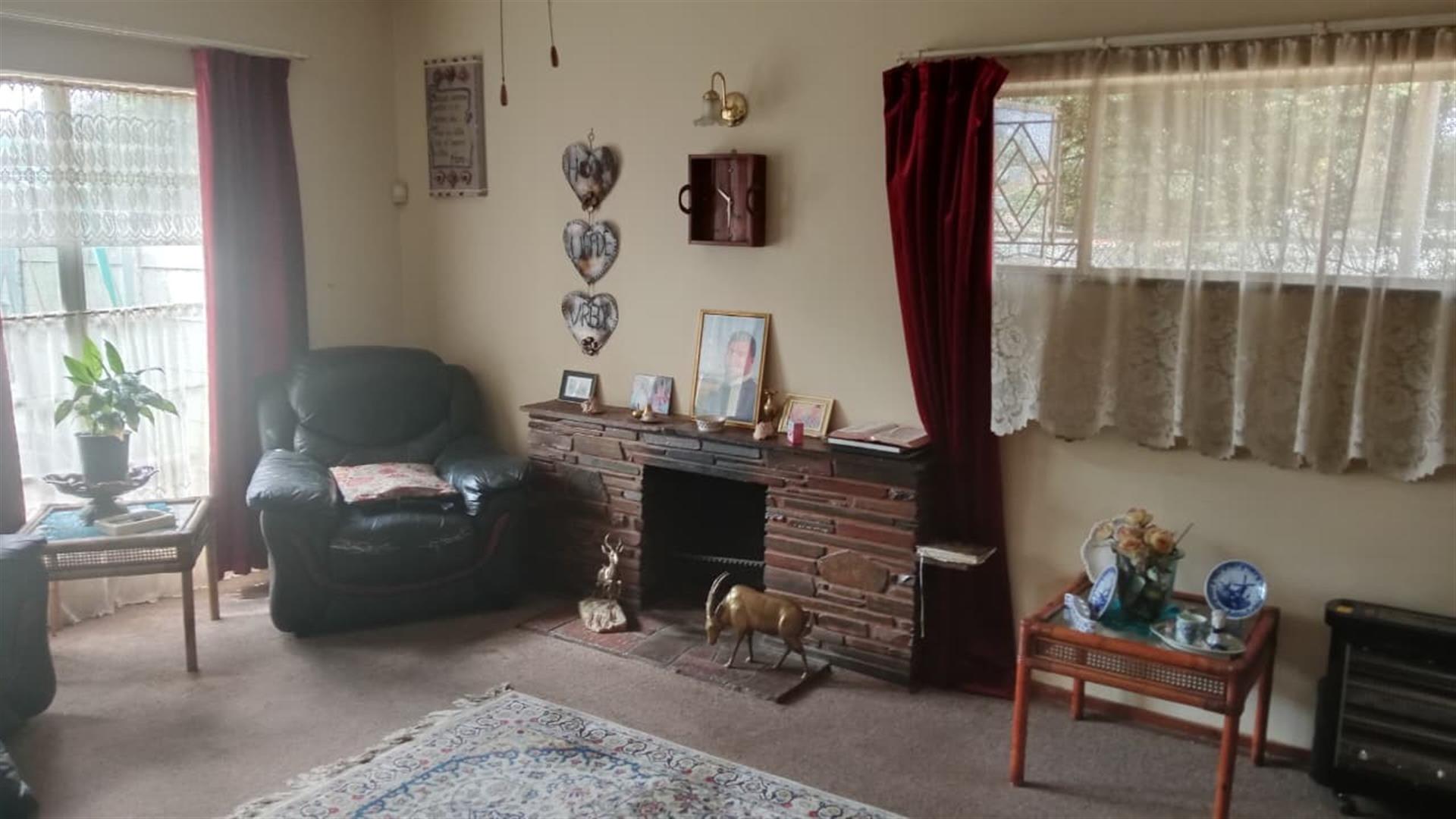 House for sale in Stilfontein Ext 4, Stilfontein, North West, 850 m²