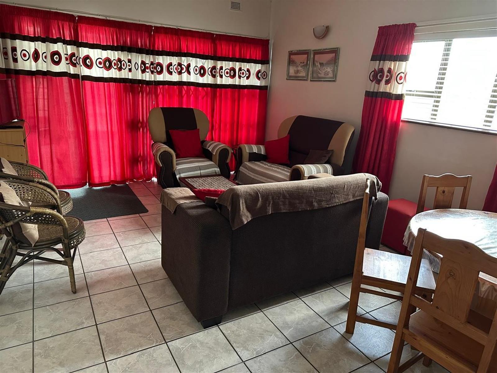 Two bedroom Apartment For Sale in Manaba Beach, Margate, KwaZulu Natal