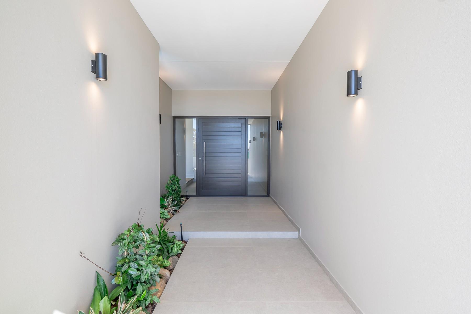 Graanendal - New Luxury Home For Sale! No Transfer Duty