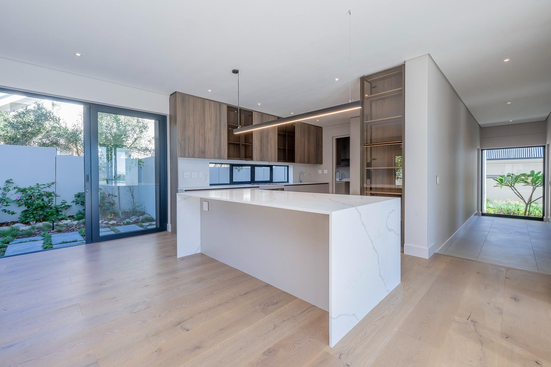 Graanendal - New Luxury Home For Sale! No Transfer Duty