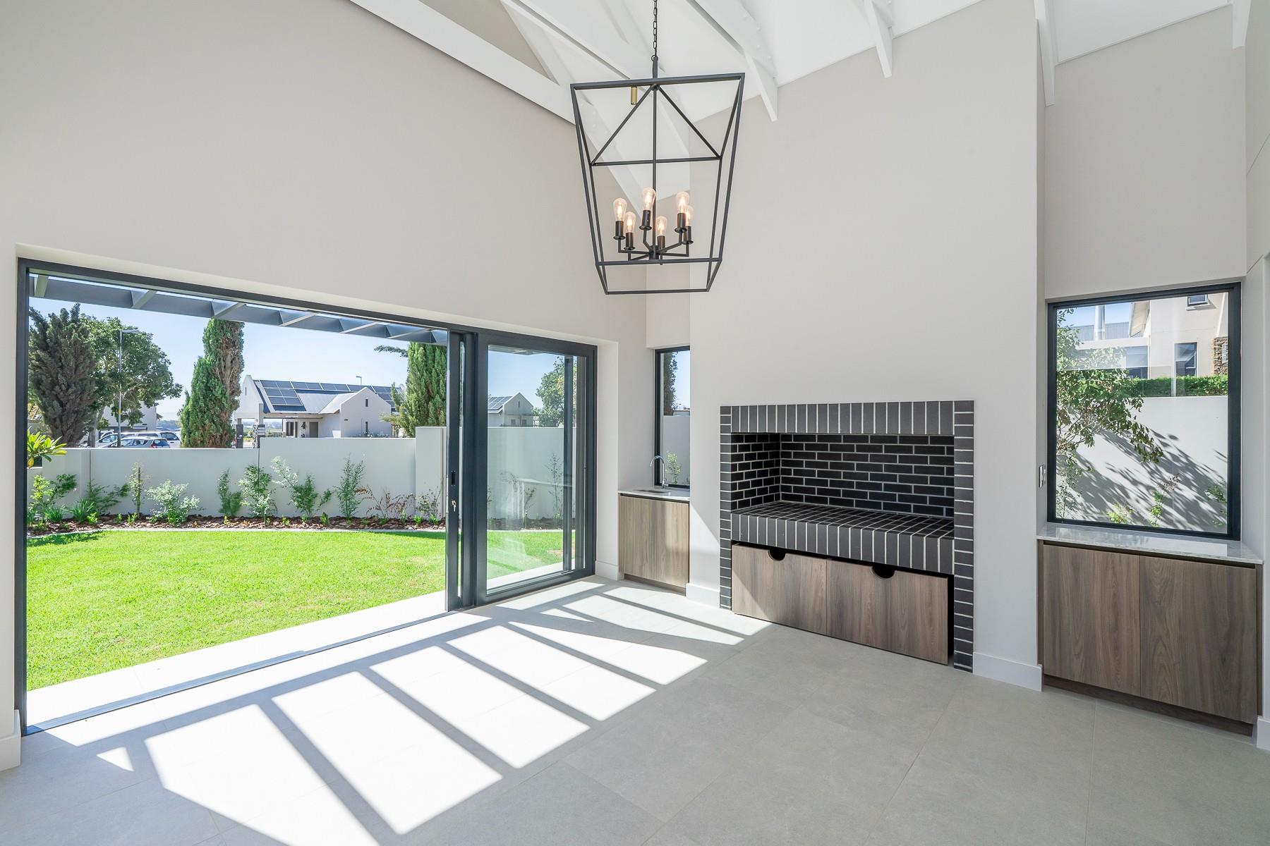 Graanendal - New Luxury Home For Sale! No Transfer Duty