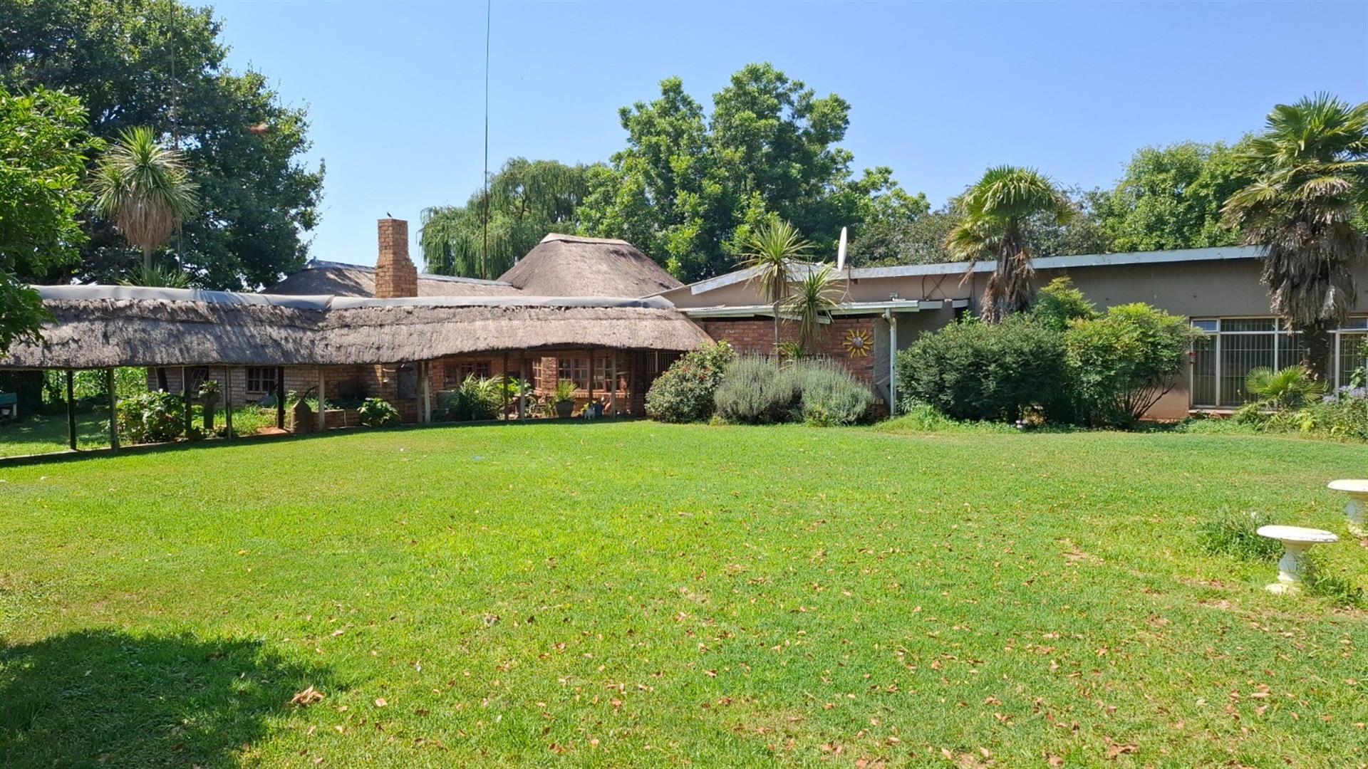 2 House Farm For Sale in Klerksdorp Rural, Klerksdorp, North West