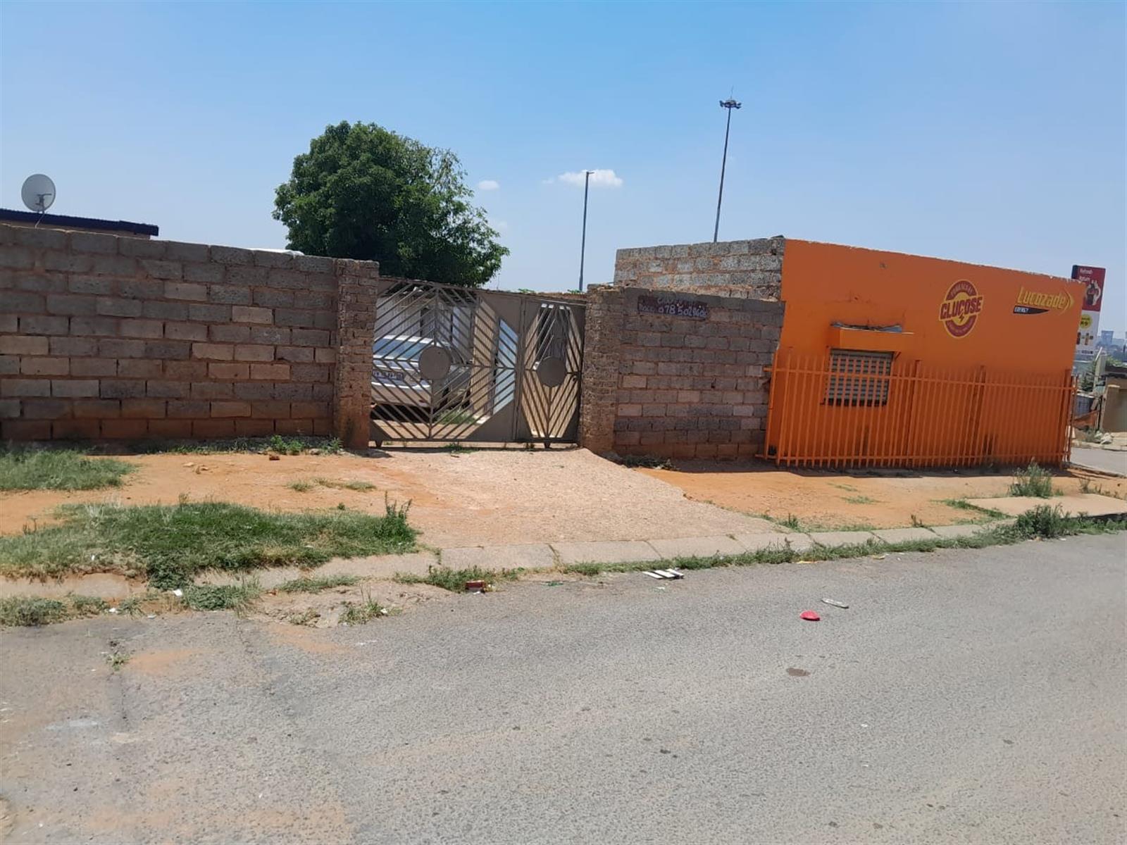 Stand For Sale in Orlando, Soweto