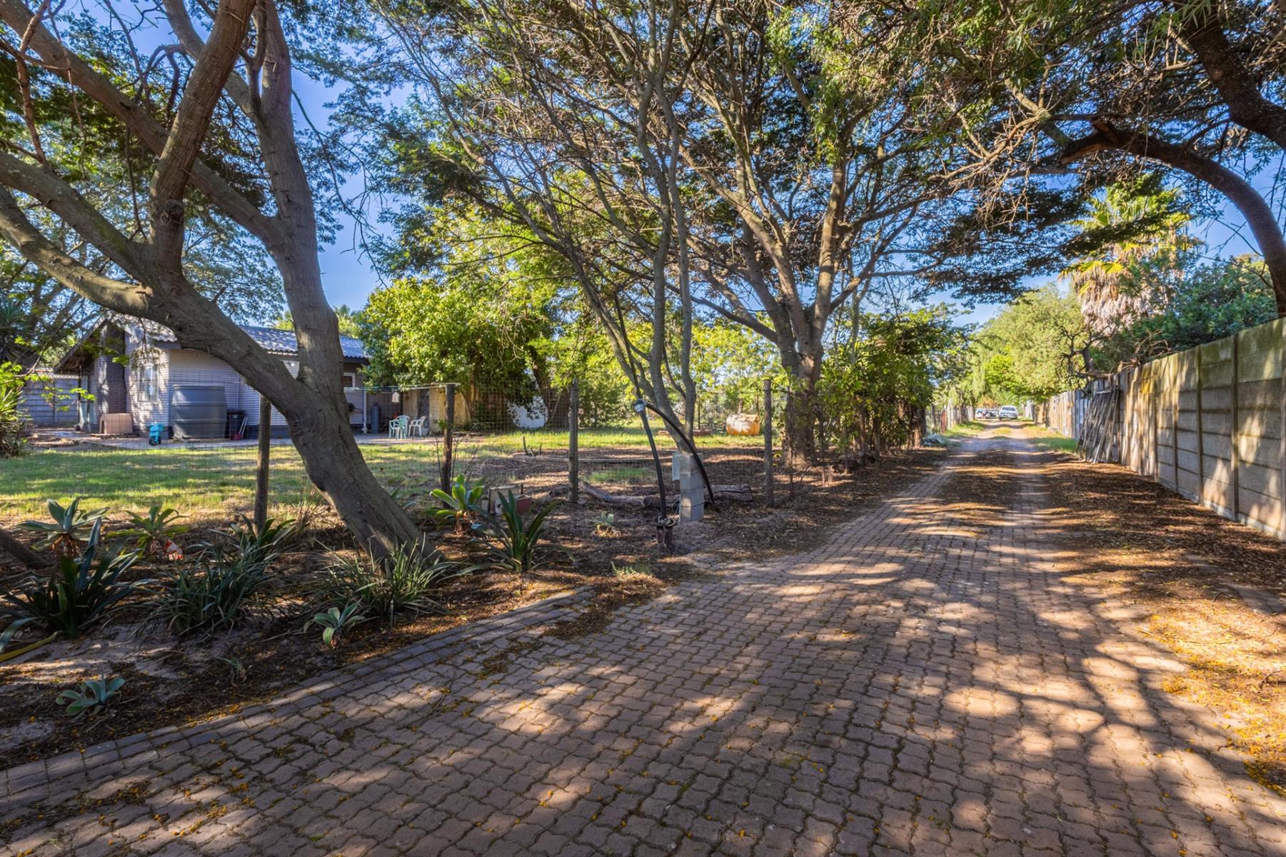 Small Holding For Sale in Joostenbergvlakte, Kraaifontein