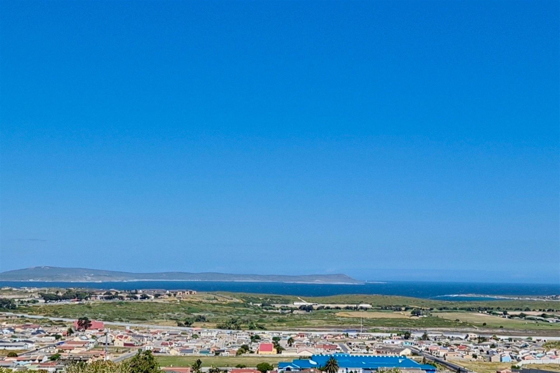 Prime 651m² Stand with Sea Views in Secure Hoogland Mountain Estate