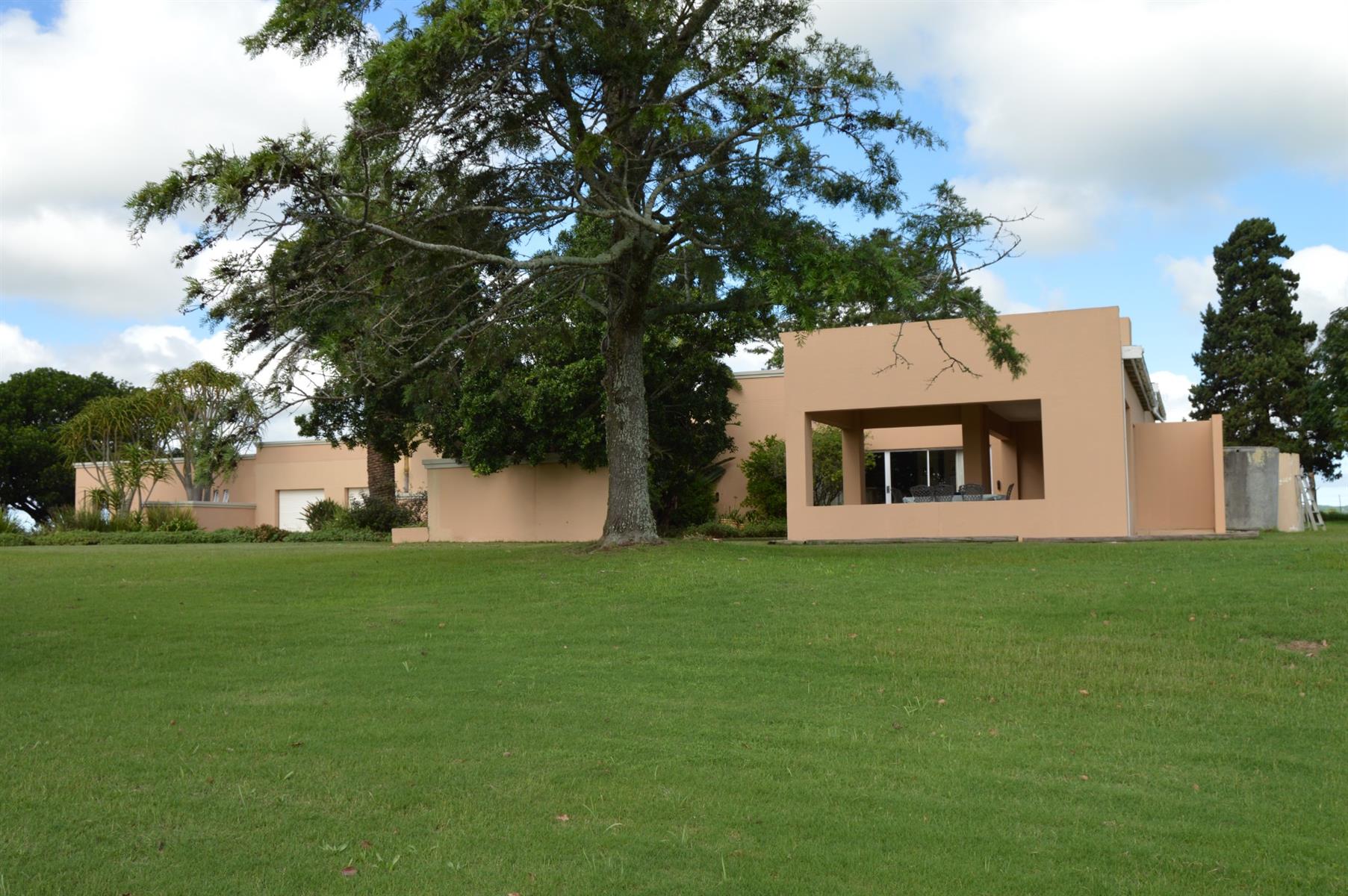 Fairlands Farm for sale in Alexandria