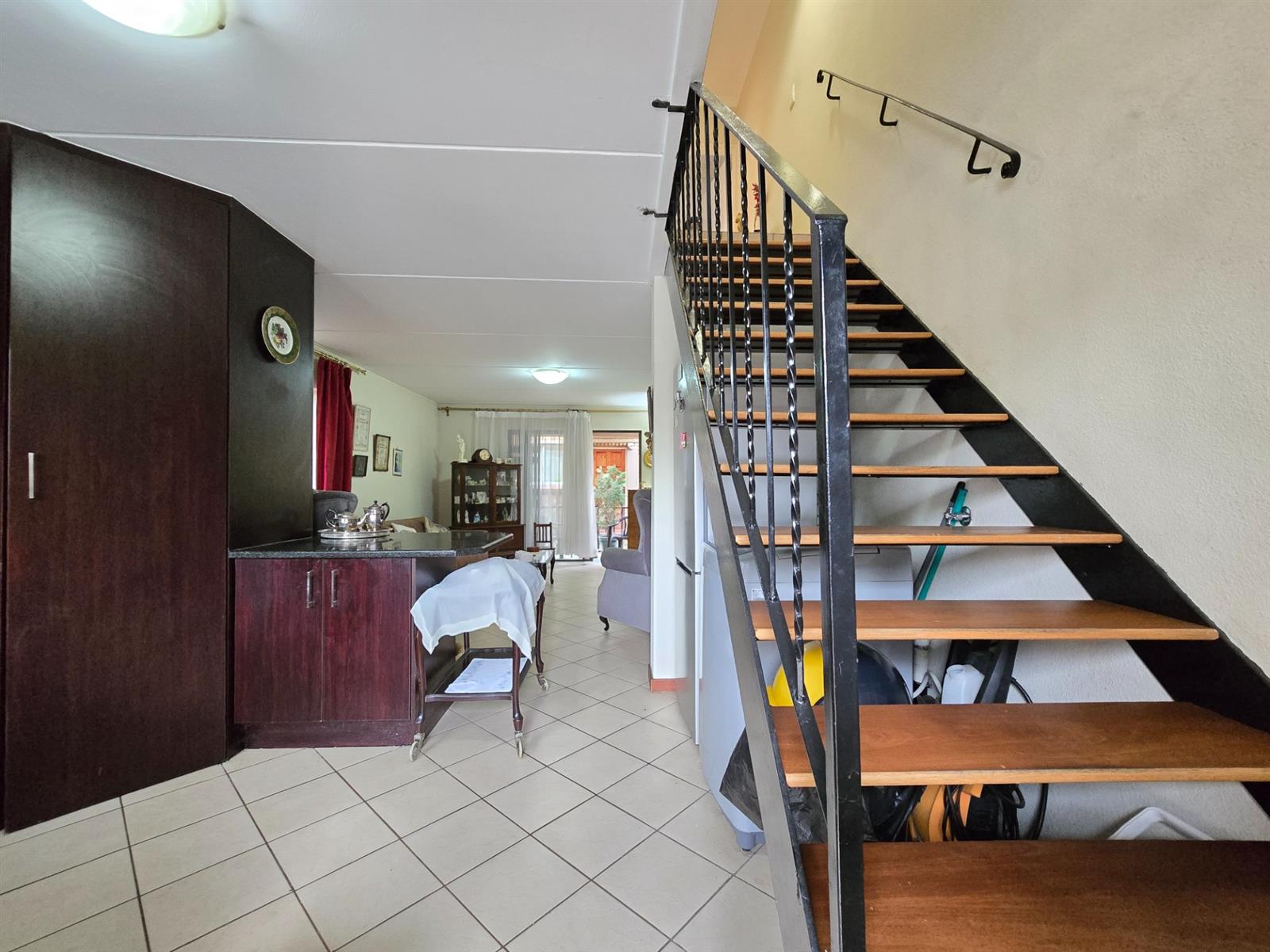 Pet Friendly, Face-Brick Duplex Investment Ready to Go!