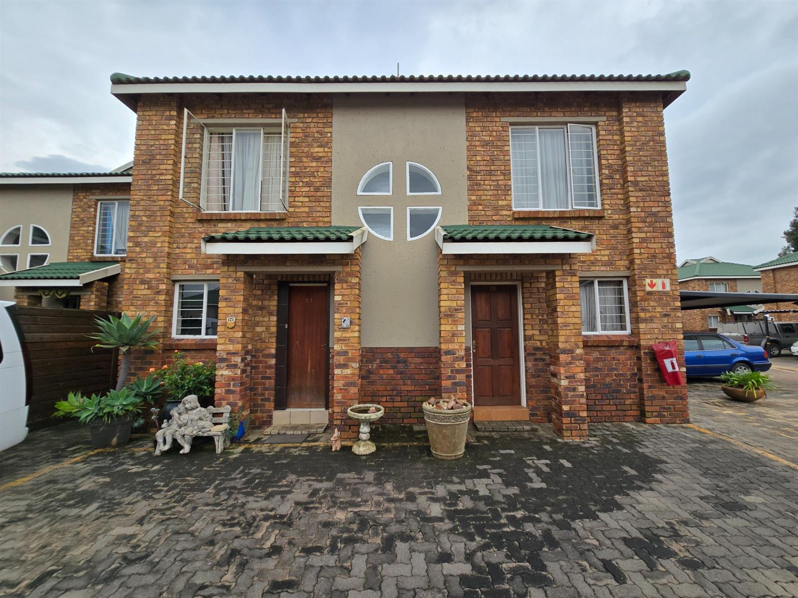 Pet Friendly, Face-Brick Duplex Investment Ready to Go!
