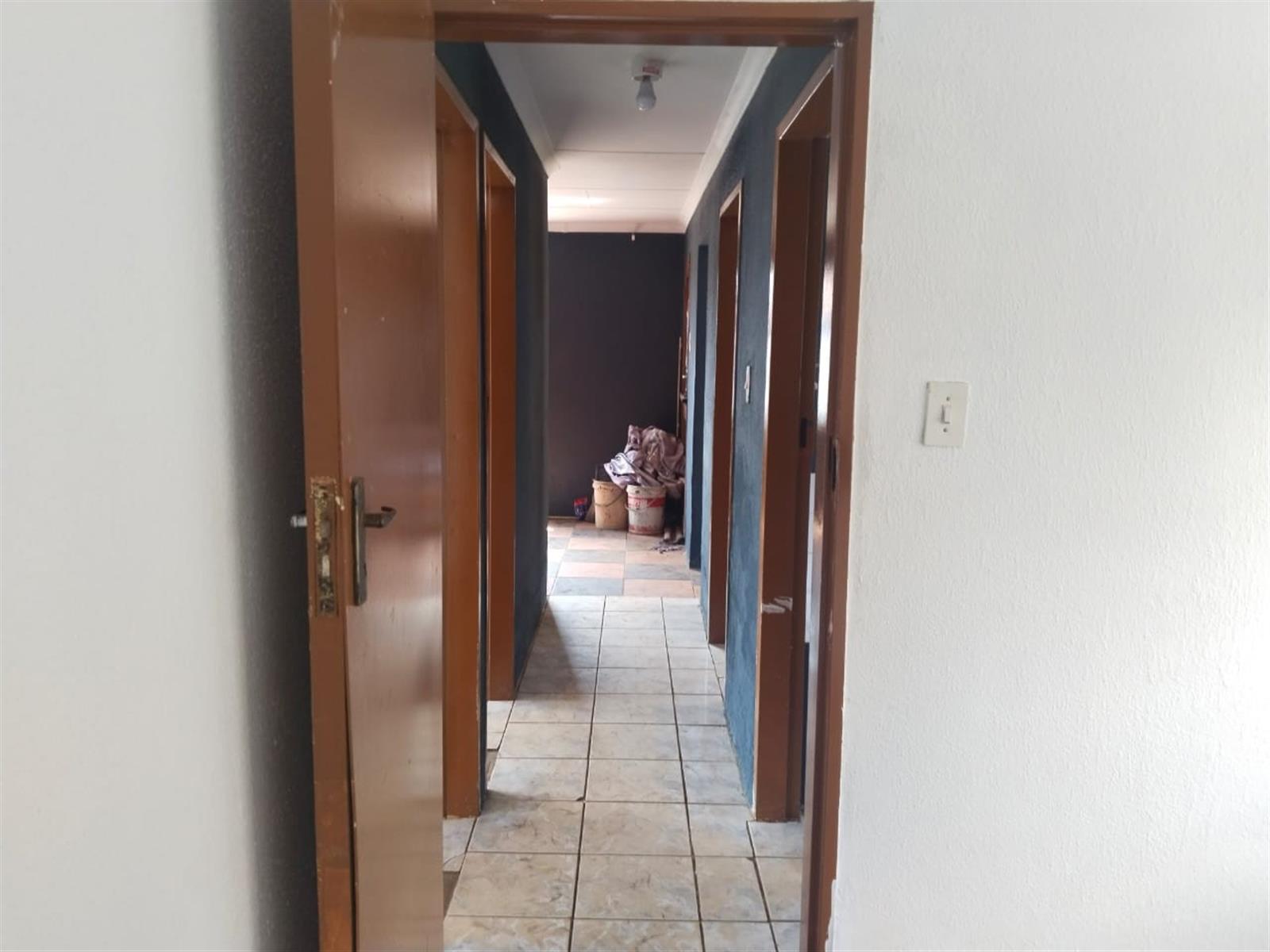 House For Sale in Vosloorus Ext 2, Vosloorus, Boksburg