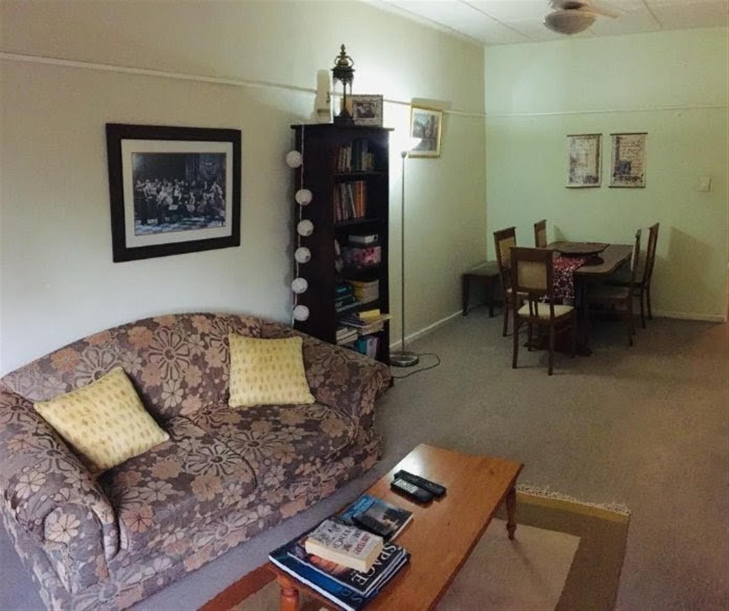 Apartment for sale in Westridge, Durban, KwaZulu Natal, 86 m²