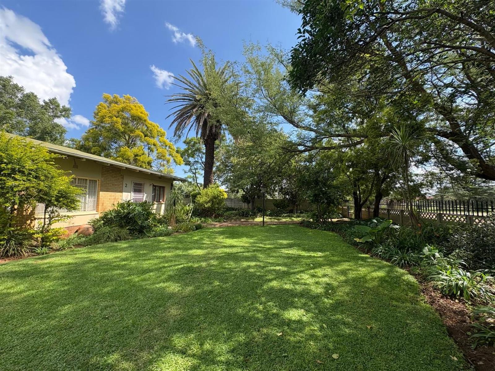 5- Bedroom House For Sale in Utrecht, KwaZulu Natal