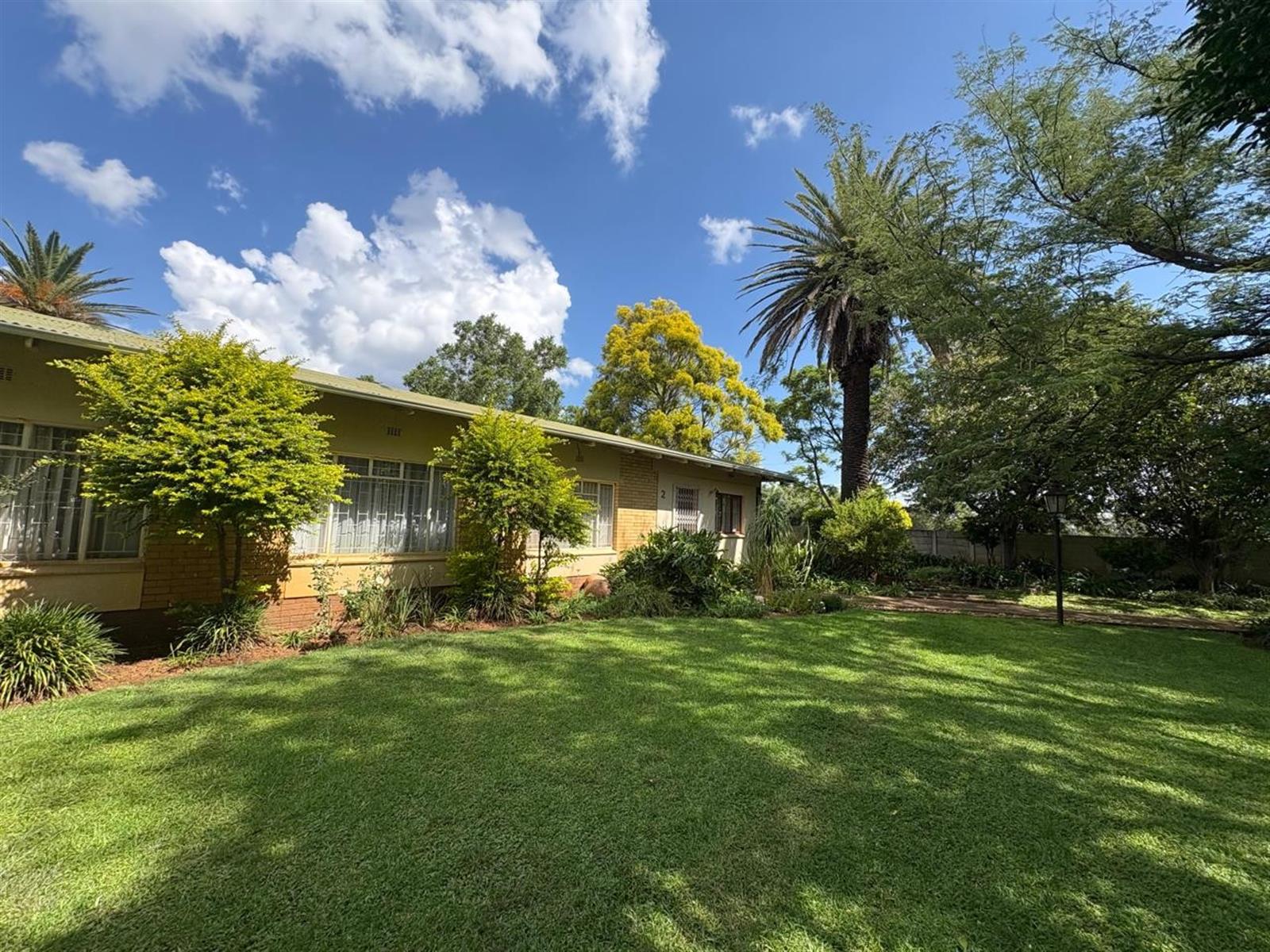 5- Bedroom House For Sale in Utrecht, KwaZulu Natal