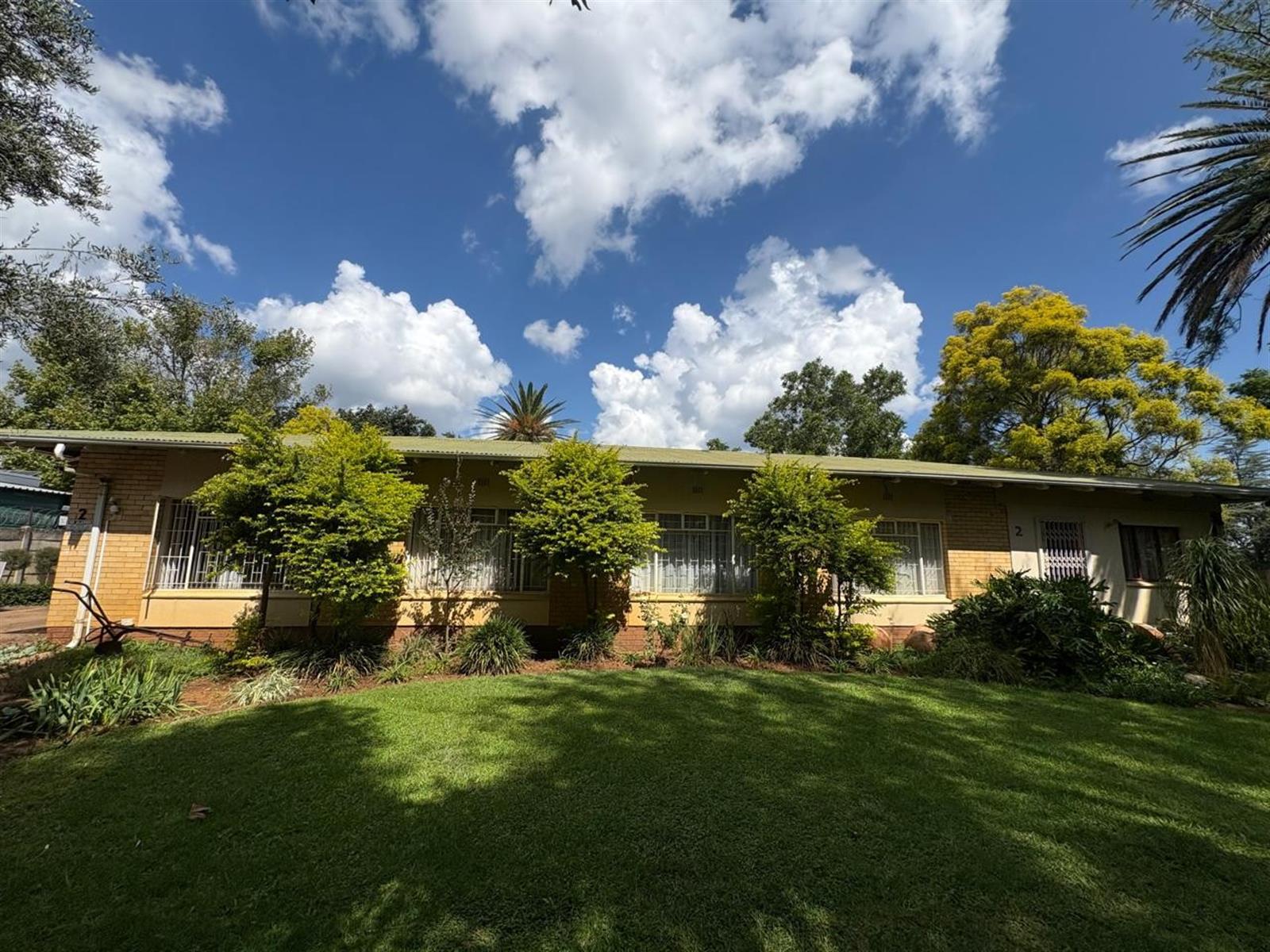 5- Bedroom House For Sale in Utrecht, KwaZulu Natal