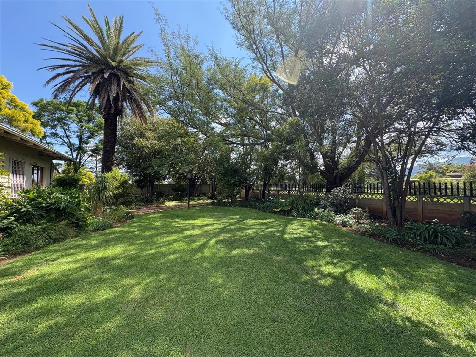 5- Bedroom House For Sale in Utrecht, KwaZulu Natal