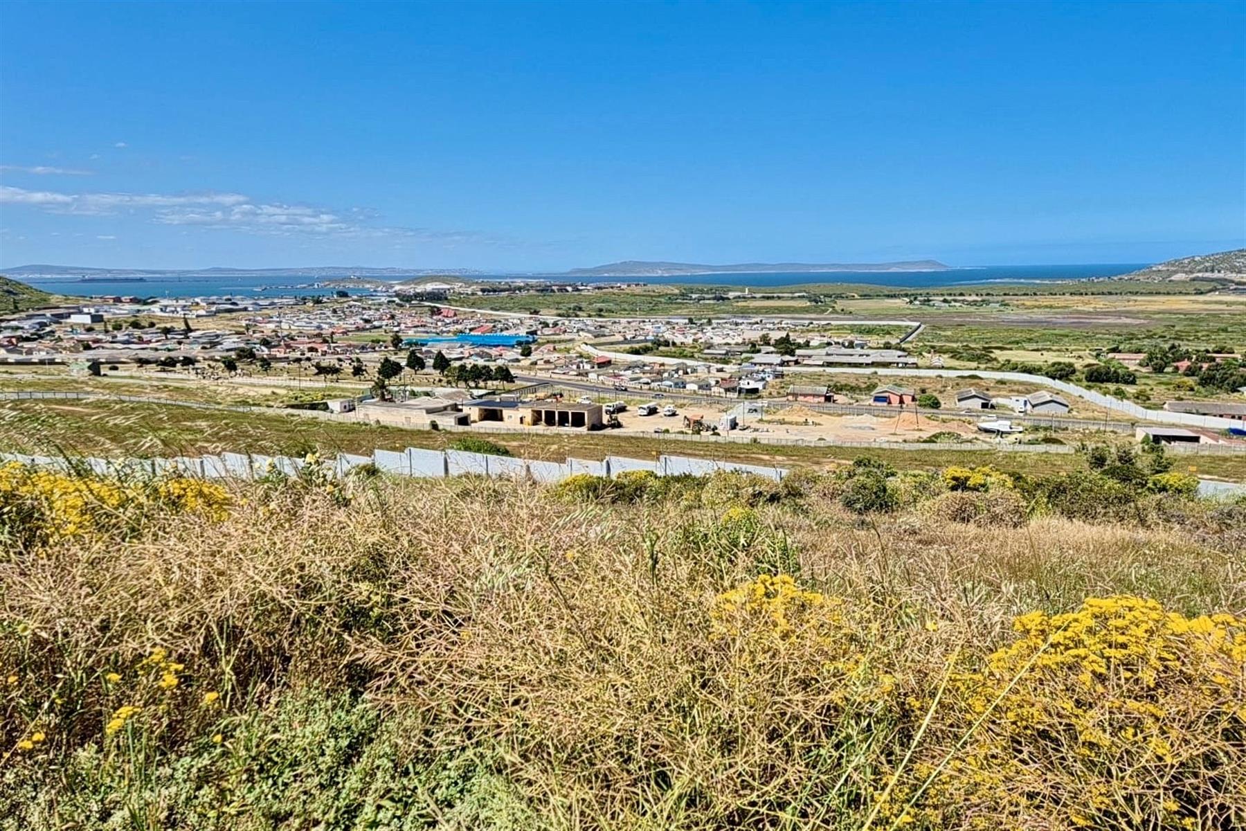 651m² Vacant Stand with Bay Views in Secure Hoogland Mountain Estate, Saldanha