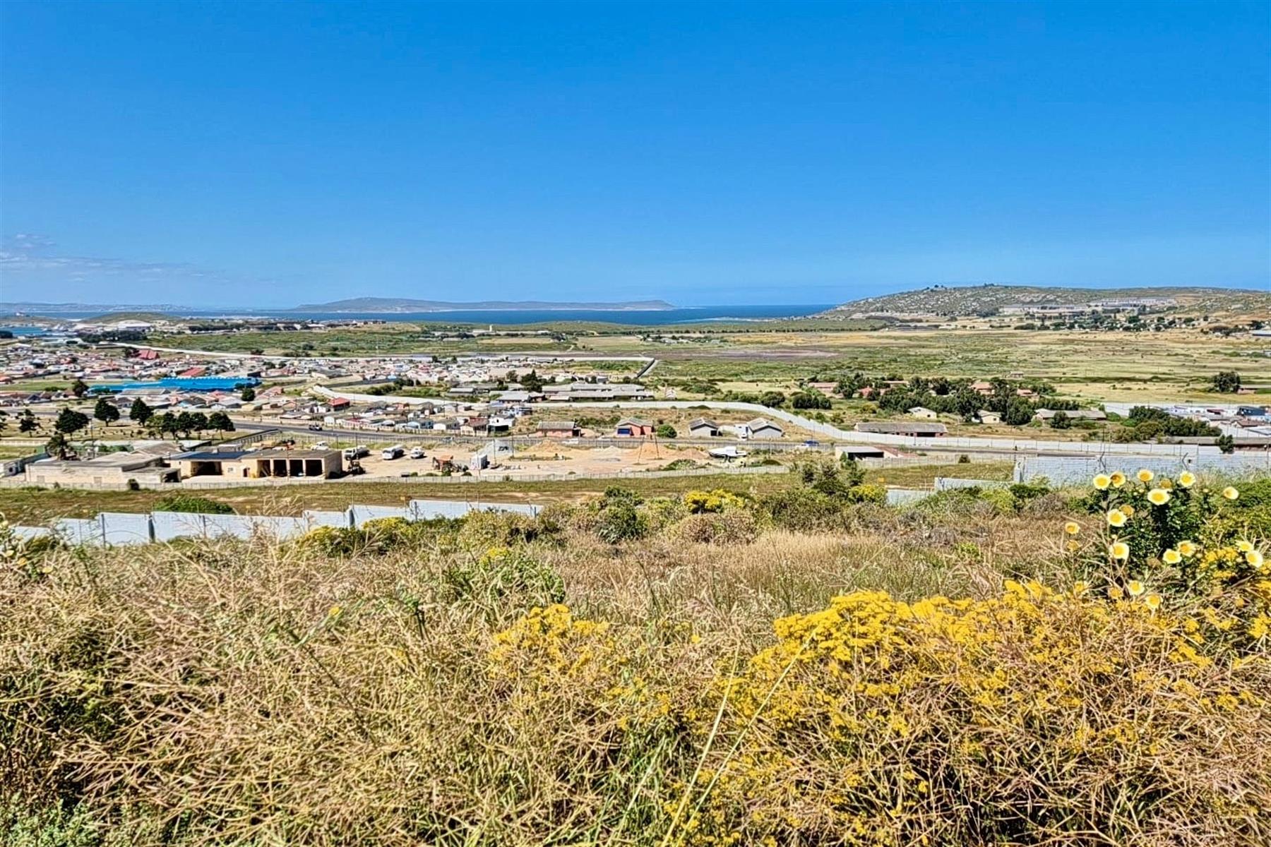 651m² Vacant Stand with Bay Views in Secure Hoogland Mountain Estate, Saldanha