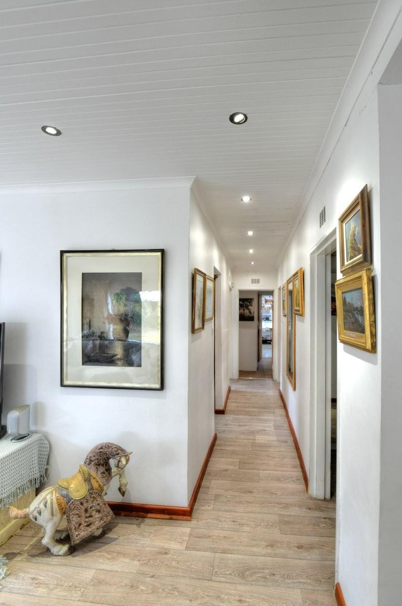 A Magical Hogsback Sanctuary - Fully Furnished Lifestyle and Income Opportunity!!!