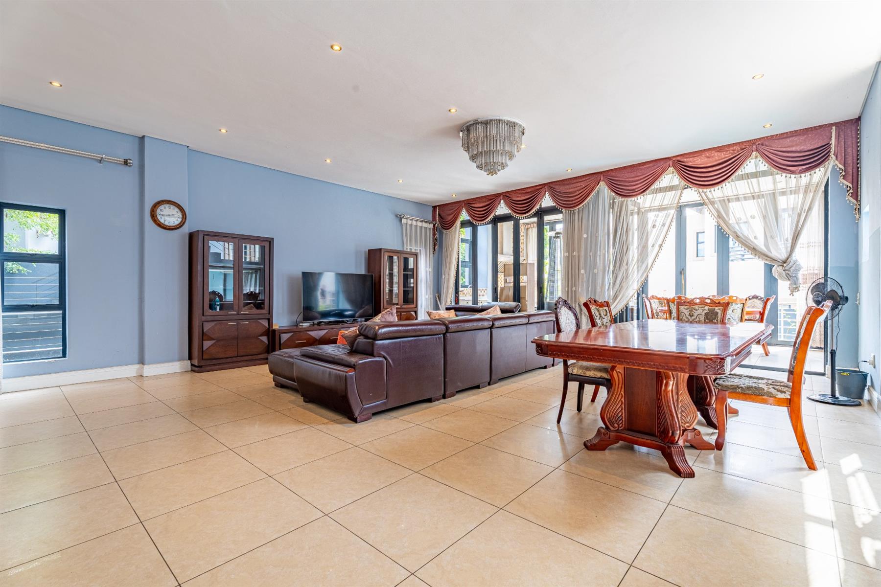 House to Rent in Waterfall Country Village, Midrand