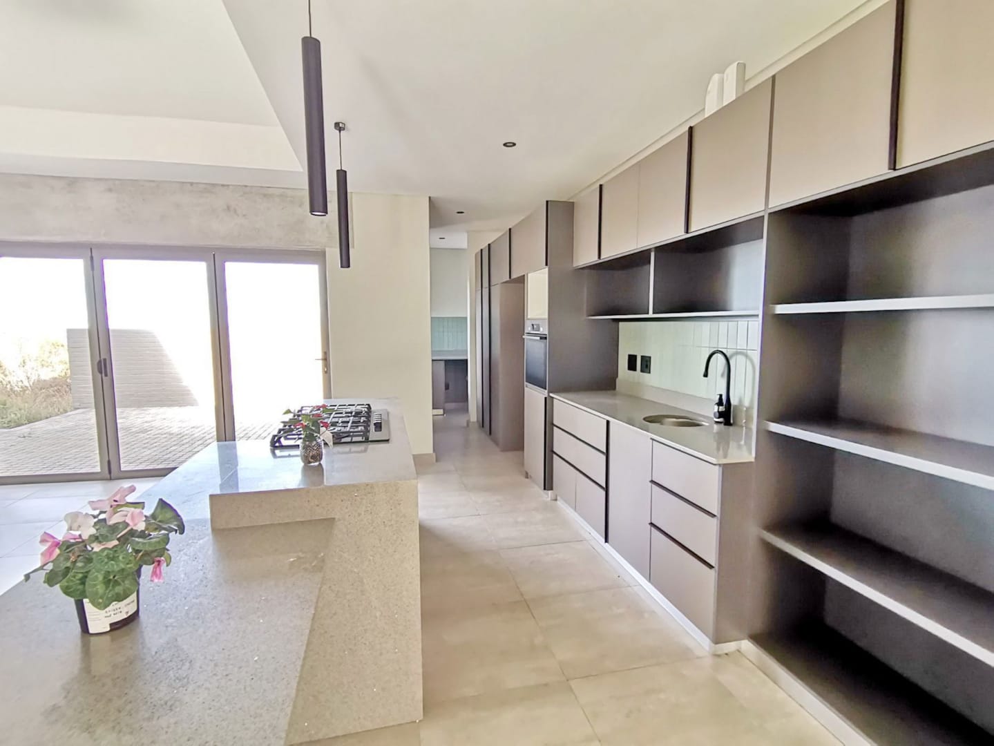 House for sale in Paradise Coast, Mossel Bay, 280 m²