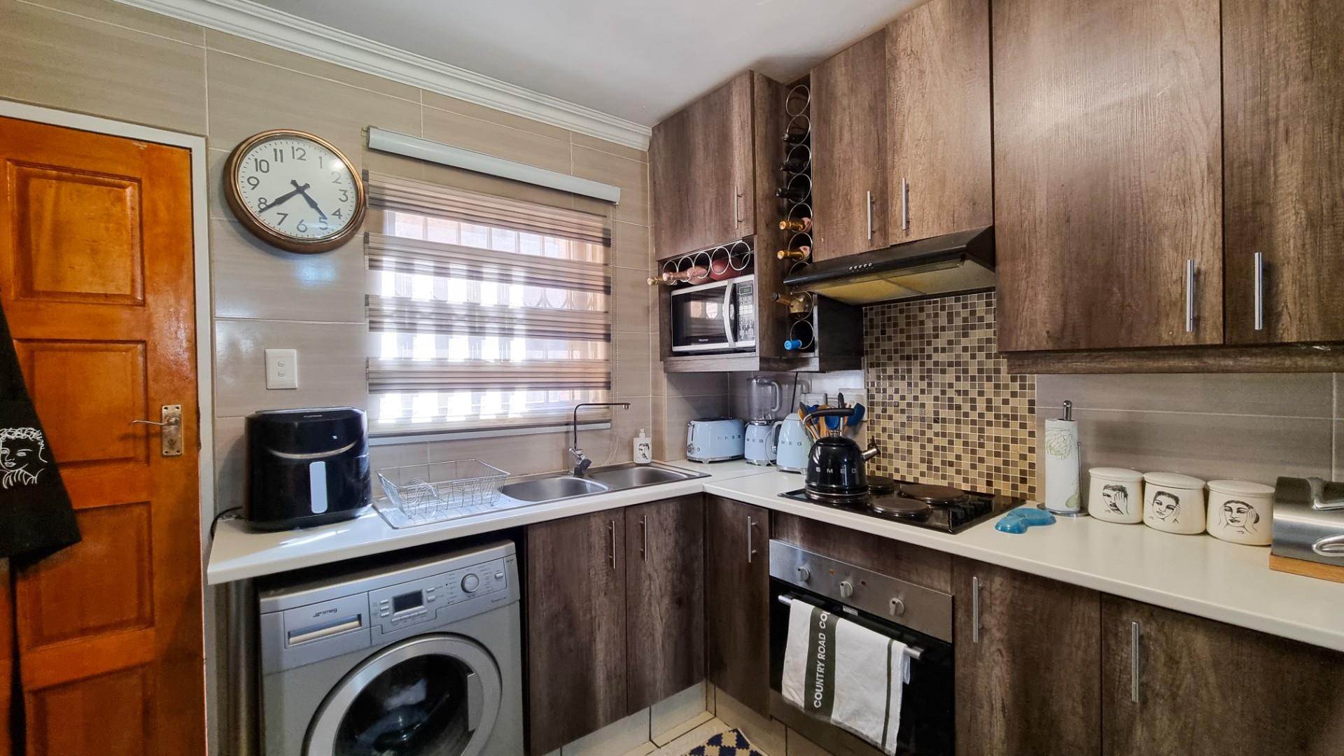 Apartment For Sale in Witfield, Boksburg