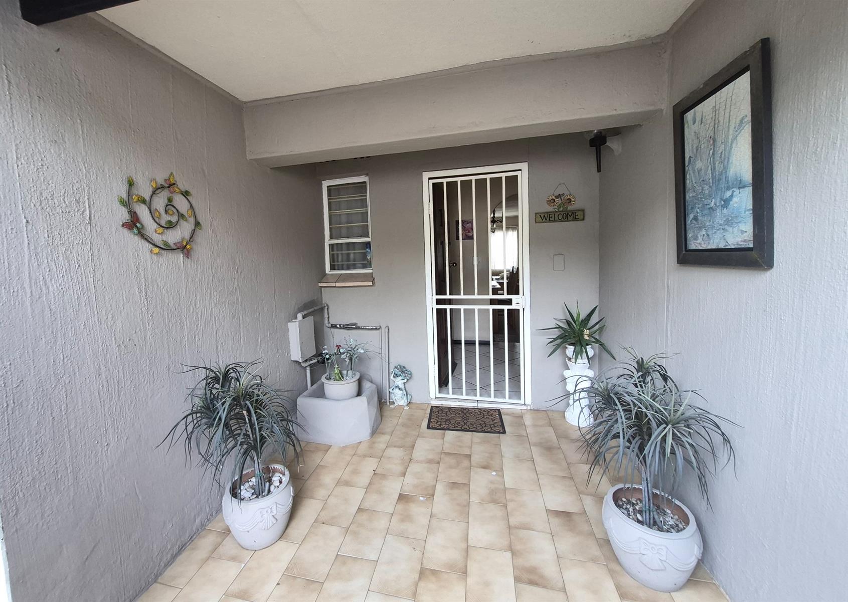 Spacious North-Facing Family Townhouse with Private Garden