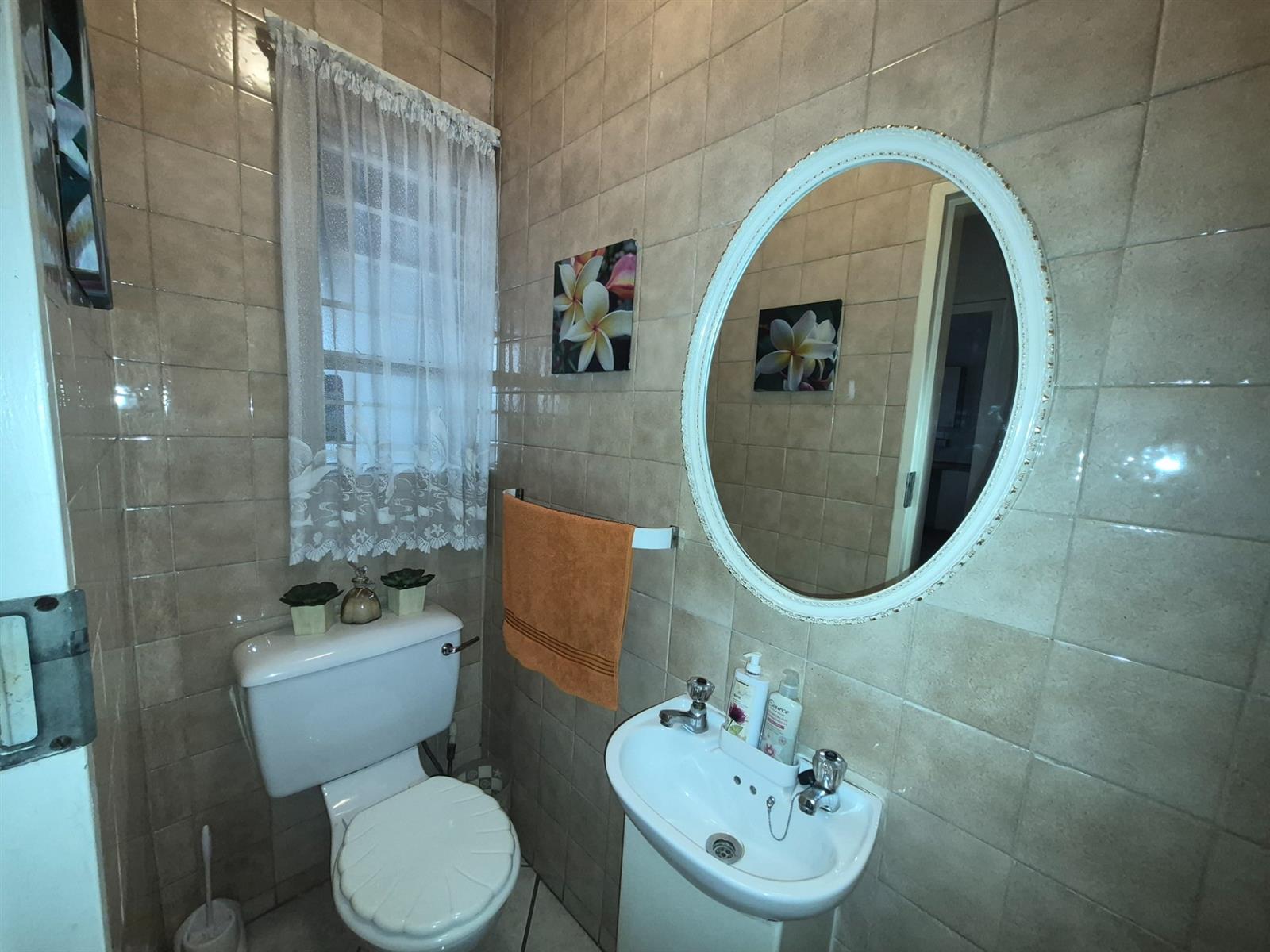 Spacious North-Facing Family Townhouse with Private Garden