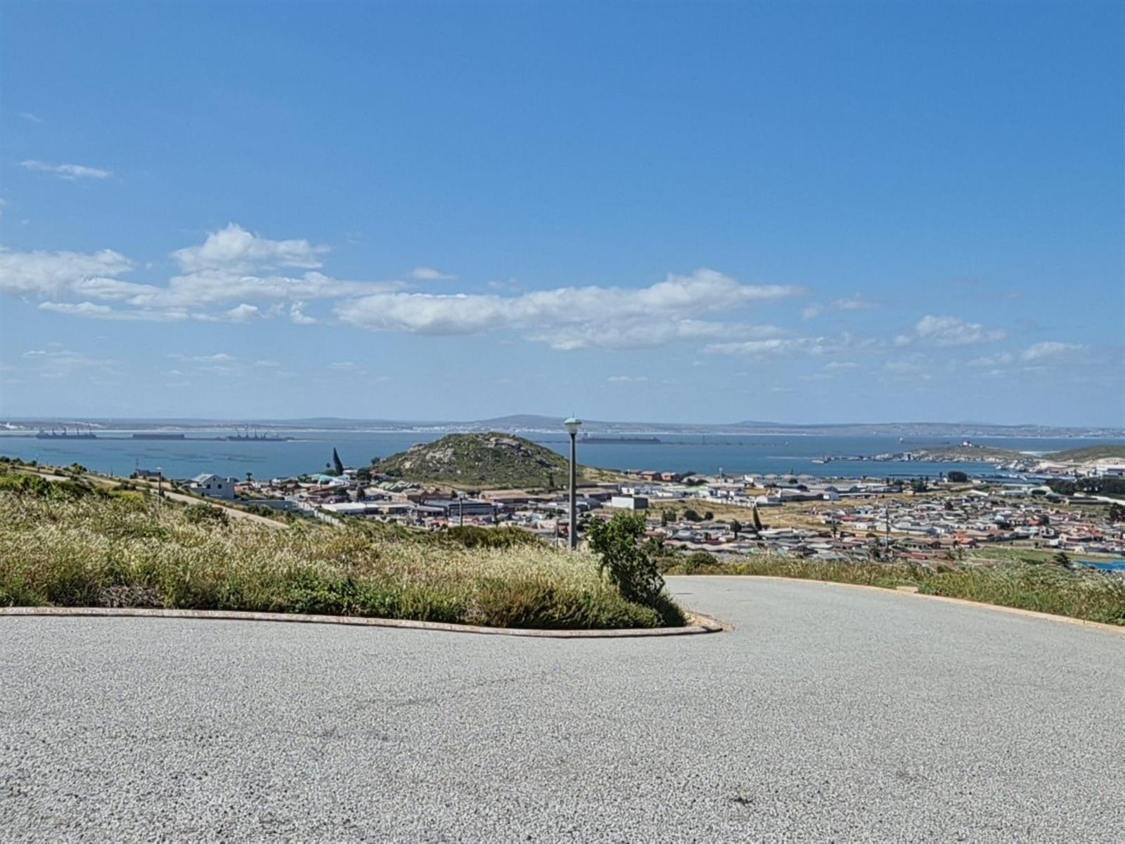 667m² Vacant Stand for Sale in Hoogland Mountain Estate - Sea Views and Secure Living