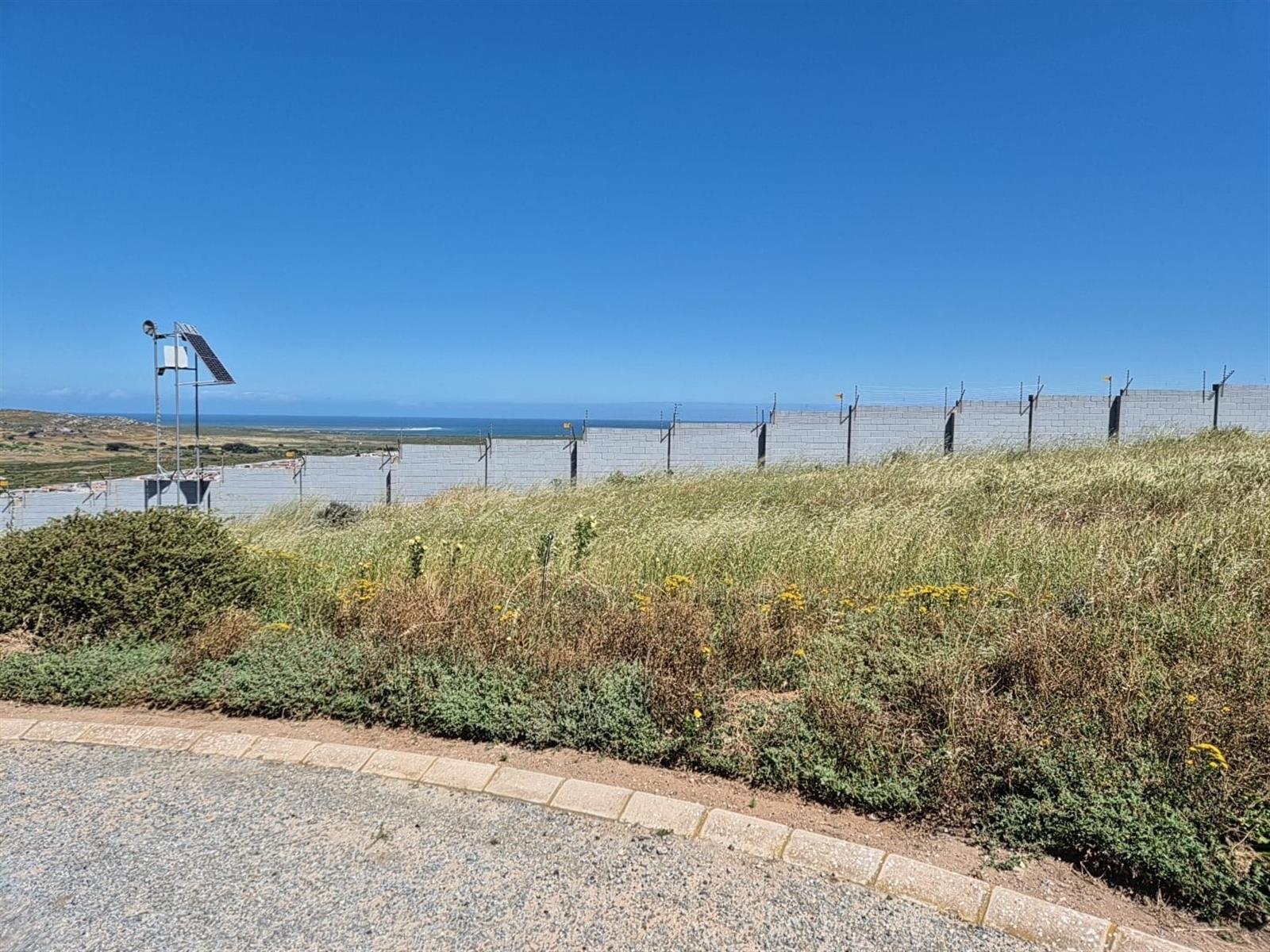 667m² Vacant Stand for Sale in Hoogland Mountain Estate - Sea Views and Secure Living