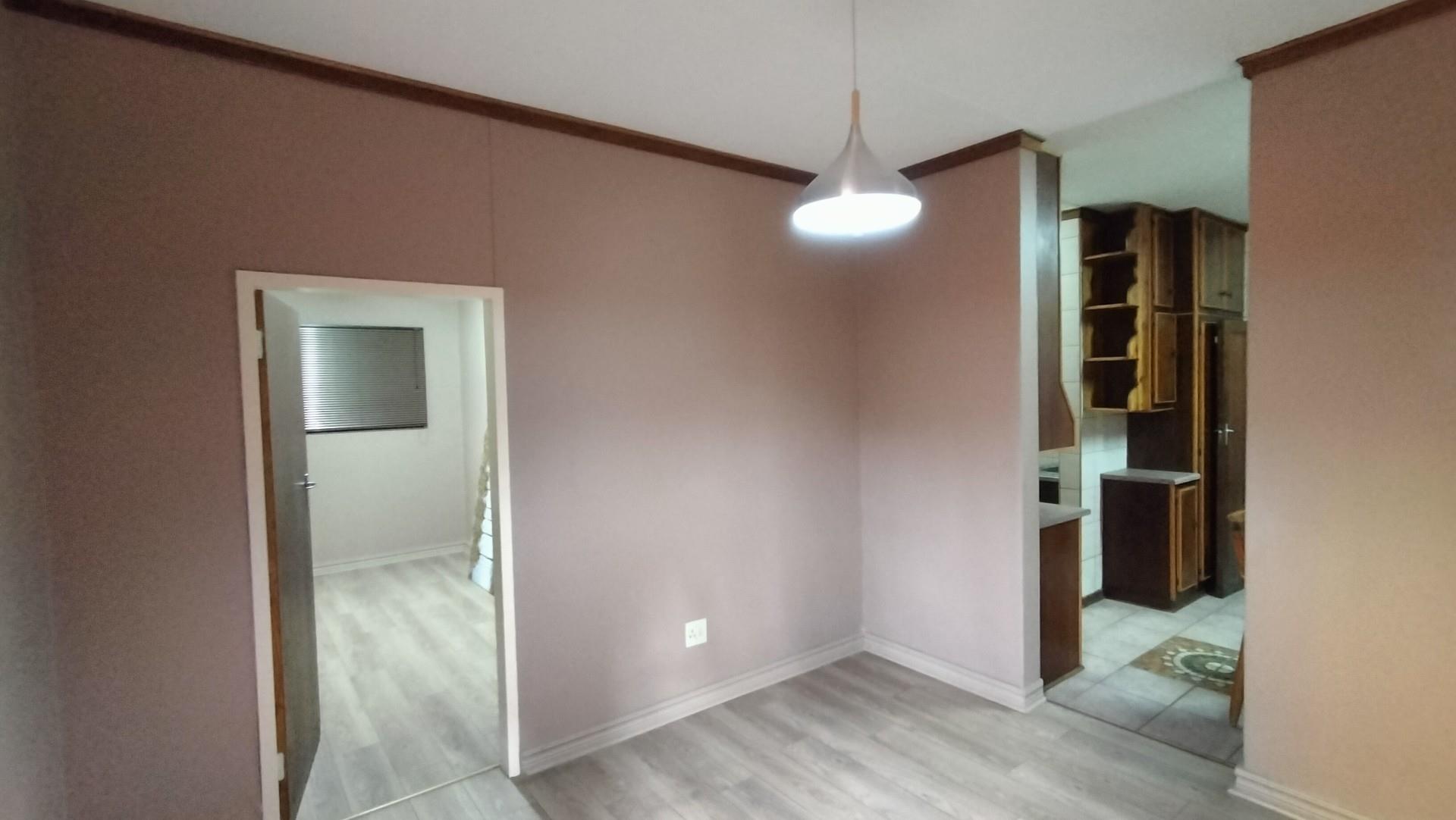 Exclusive Modern Family home with a lot to offer for the selective Buyer
