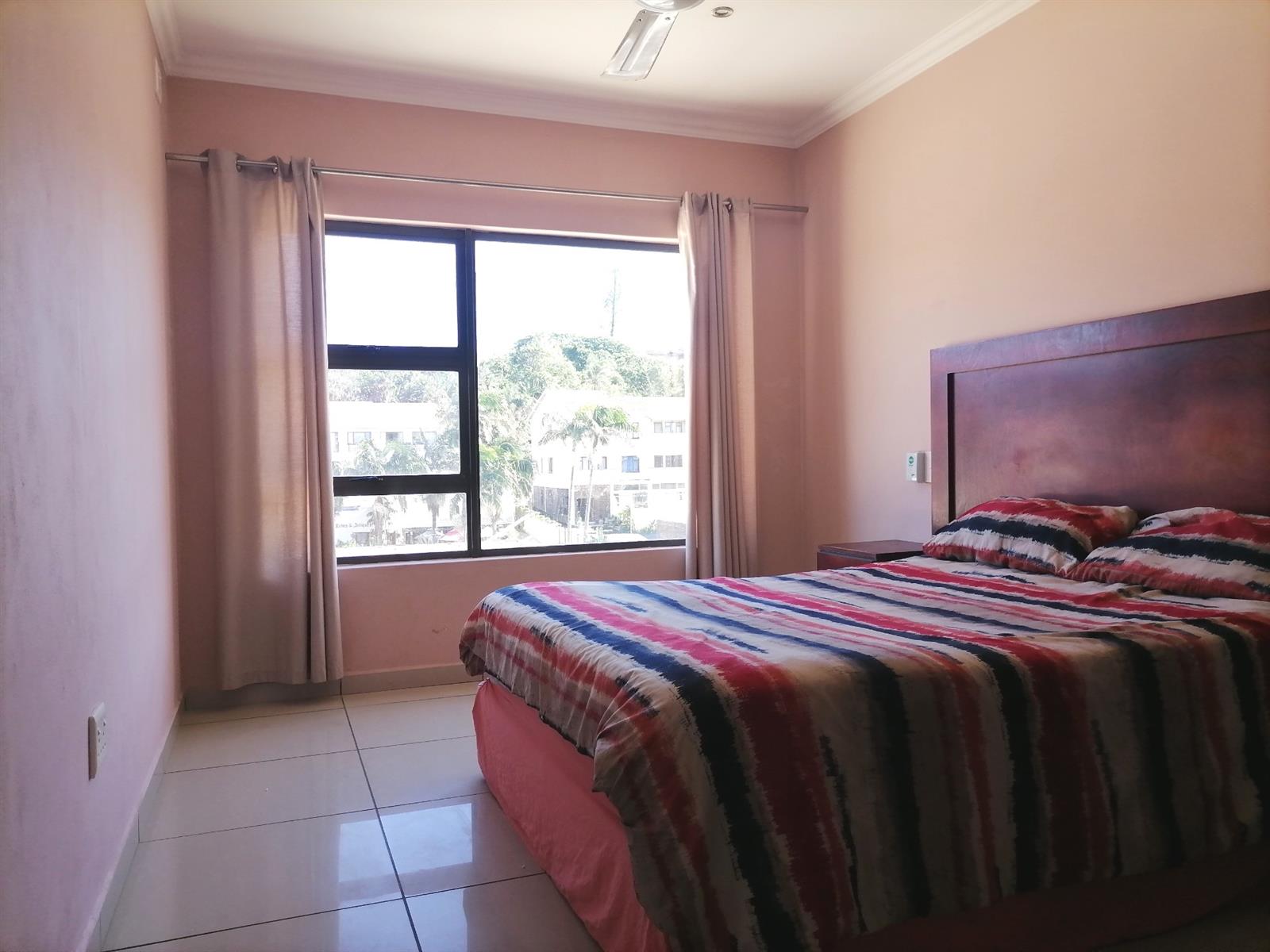 Bachelor apartment To Rent in Ramsgate, Margate, KwaZulu Natal