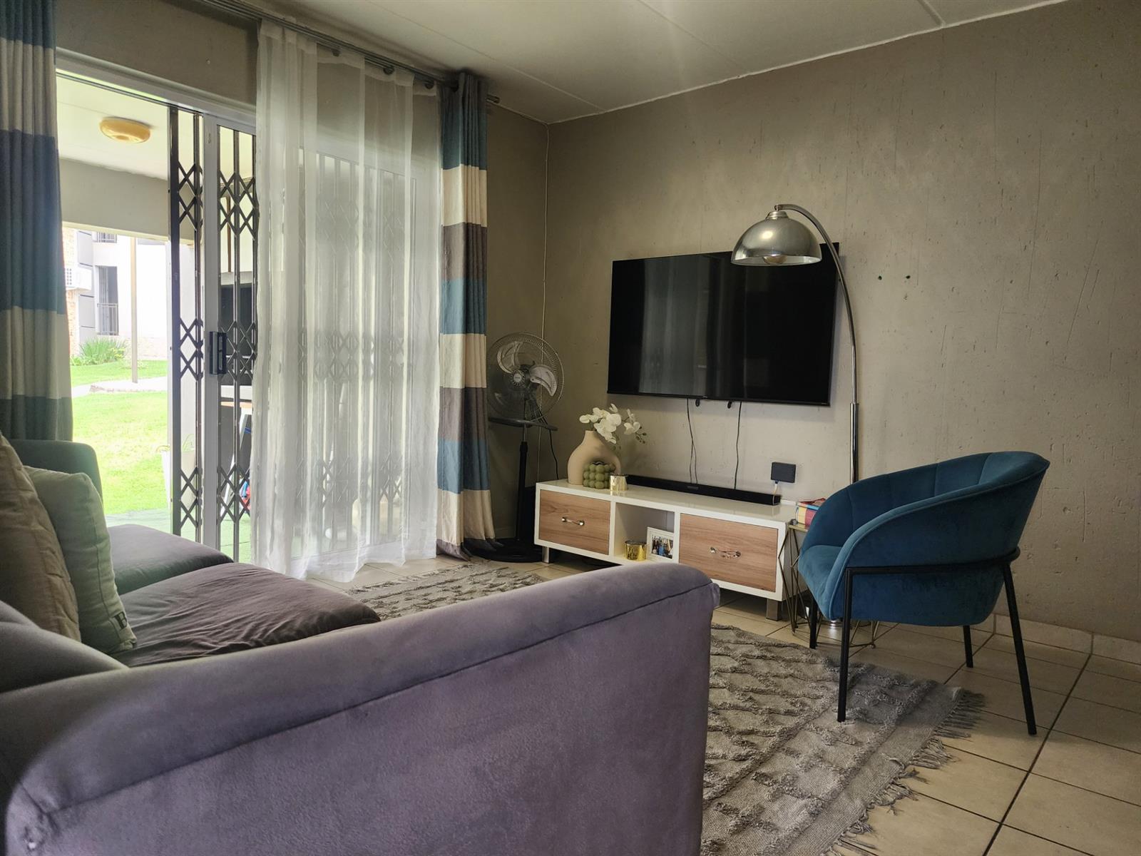 Apartment for sale in Wilgeheuwel, Roodepoort