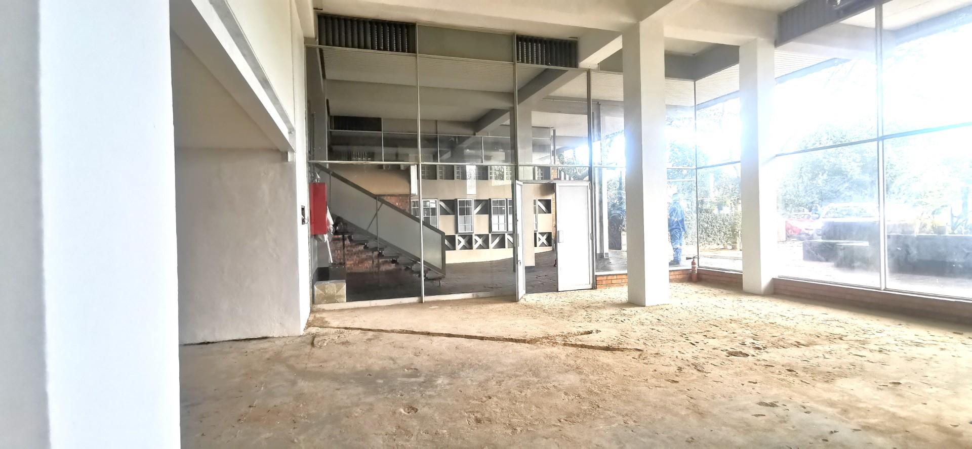 A prime rental premises available to rent. Immediately available in a prime location.