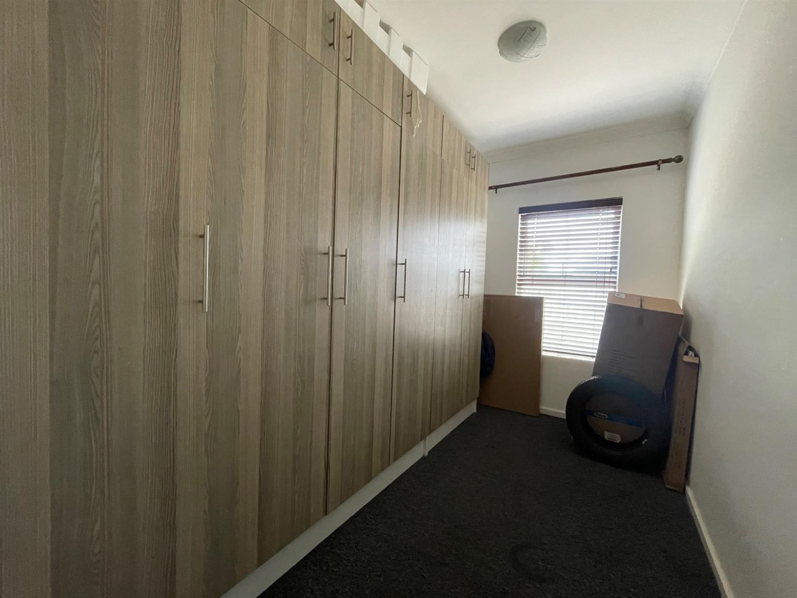 2 Bedroom Ground Floor Flat for Sale in Blue Downs | Belladonna Estate