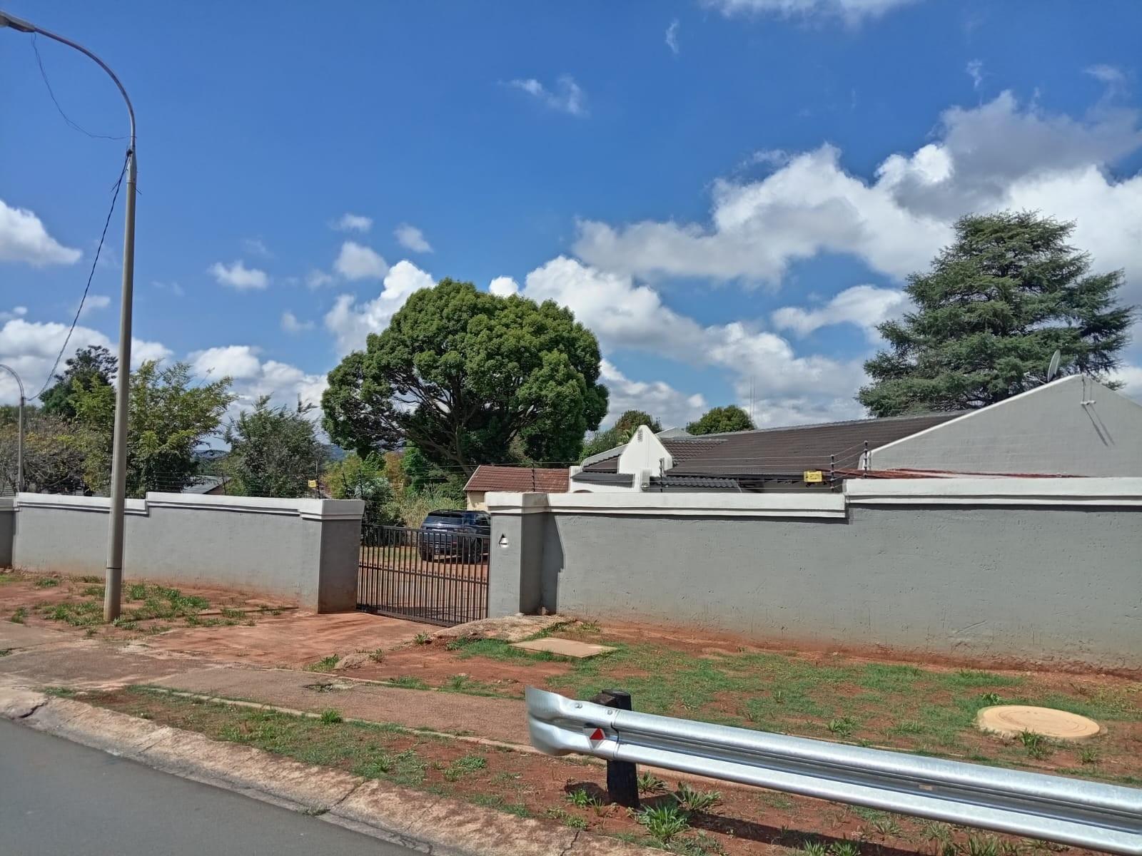 House To Rent in Weltevreden Park, Roodepoort