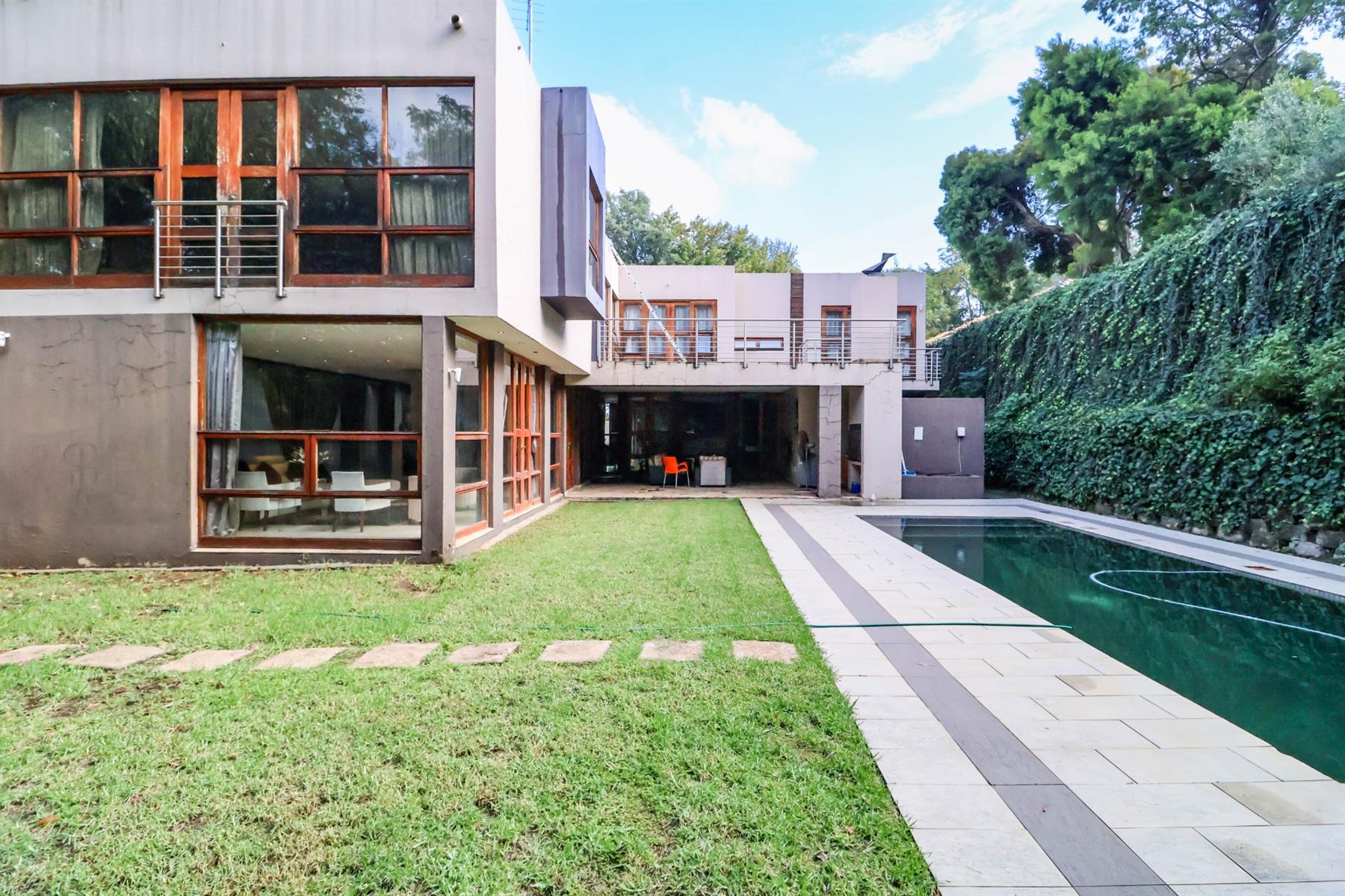 4 Bedroom House for sale in Bryanston, Sandton