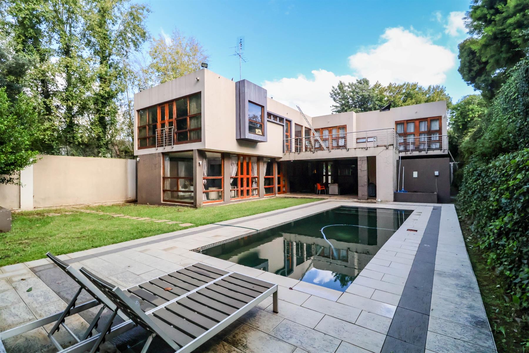 4 Bedroom House for sale in Bryanston, Sandton