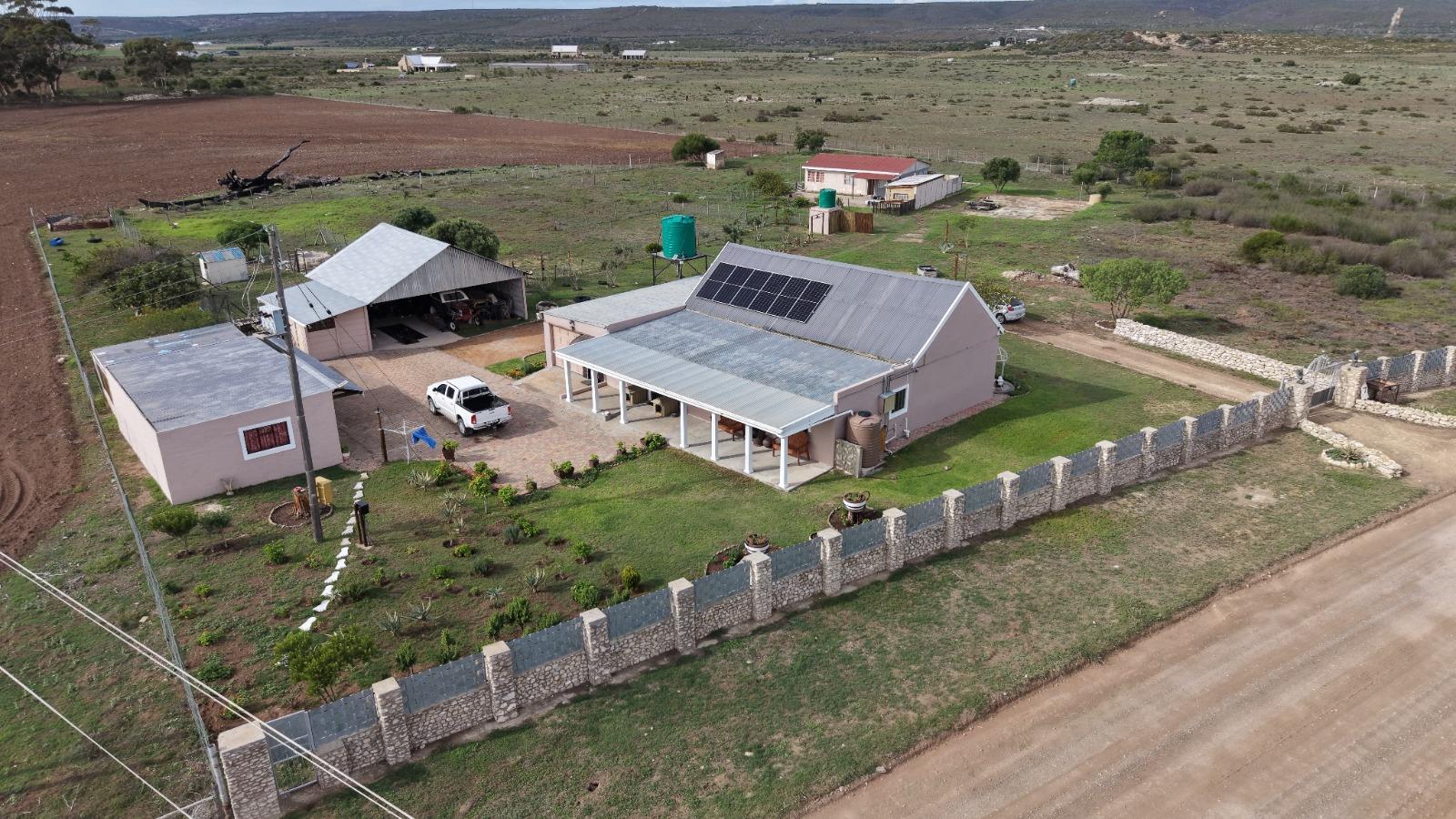 A Peaceful Rural Escape with Dual Living Potential