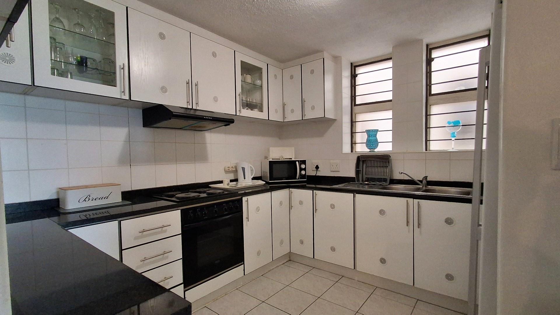 Apartment For Sale in Manaba Beach, Margate, KwaZulu Natal