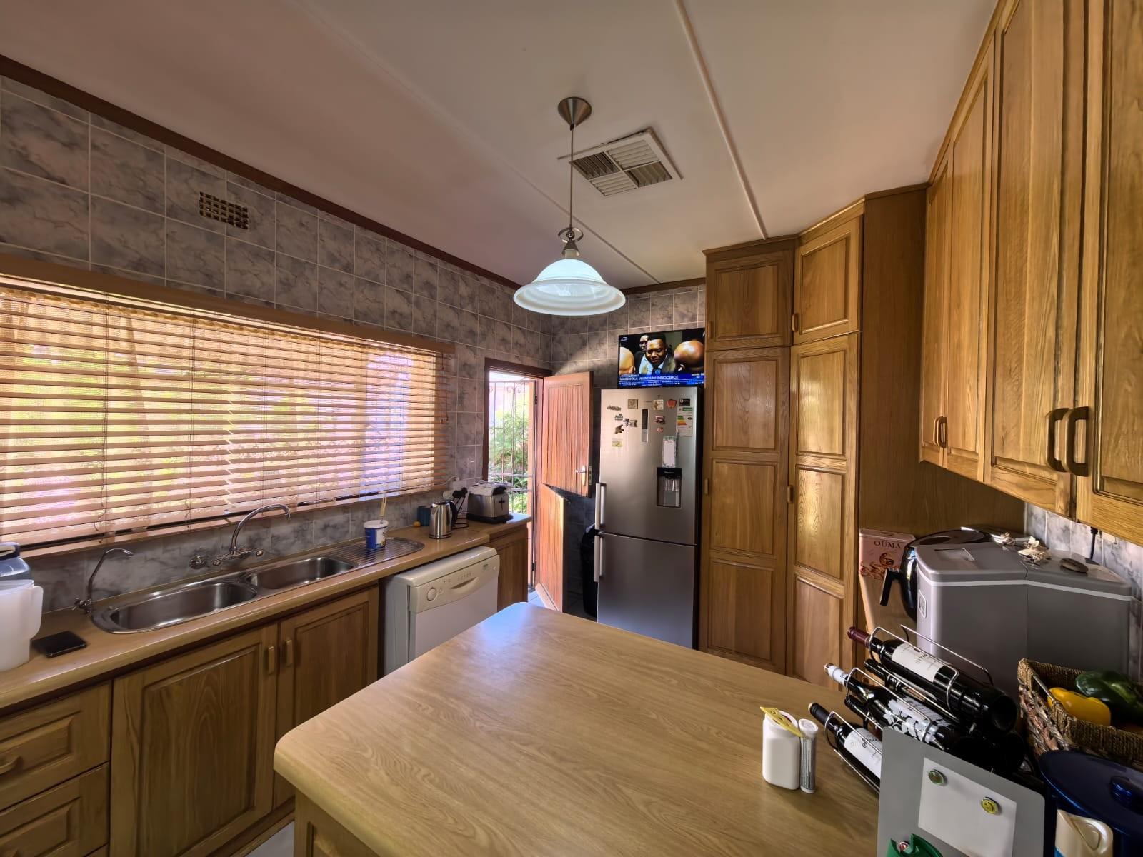 Your 4 Bedroom Sanctuary of Comfort and Modern Living in Carters Glen, Kimberley