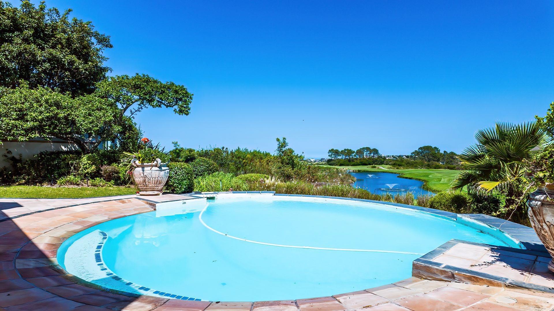 House For Sale in Pezula Golf Estate, Knysna