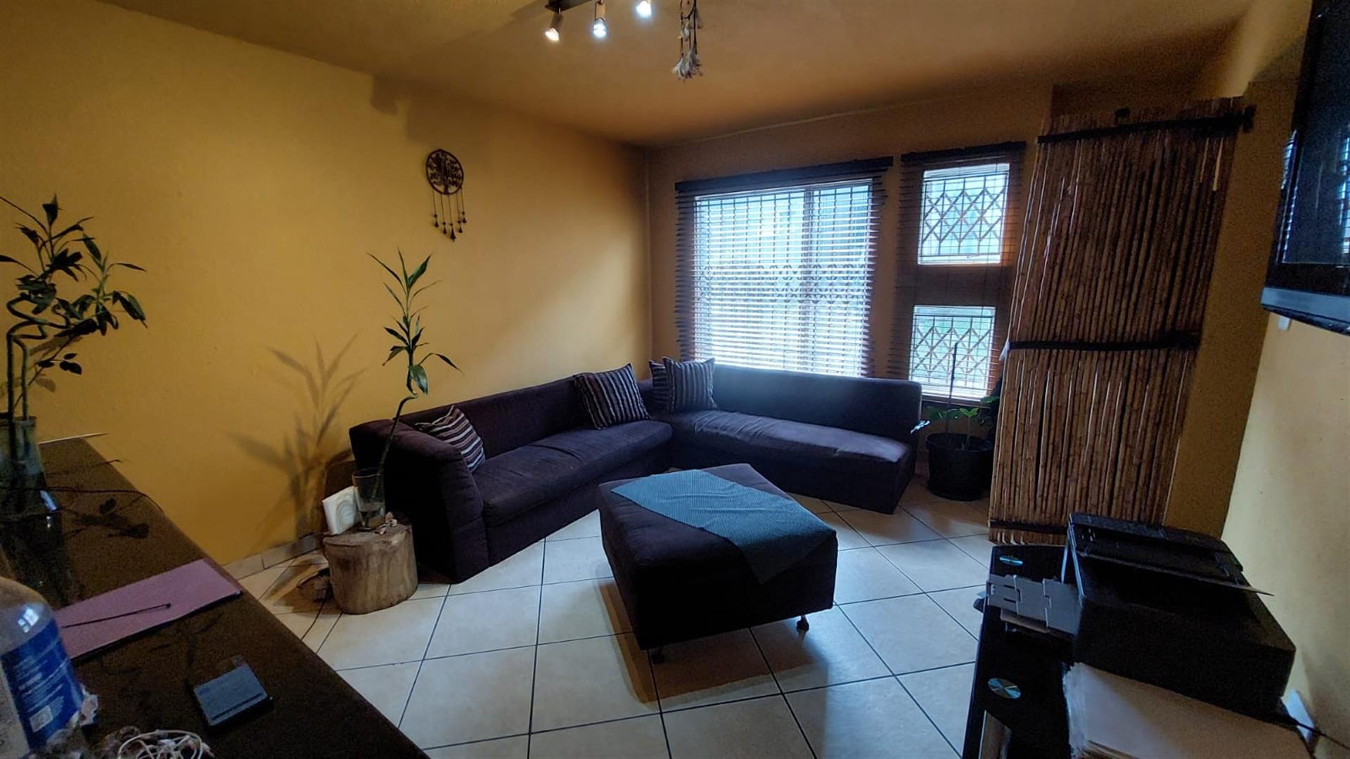 GREAT DEAL MR OR MRS RENTER!
