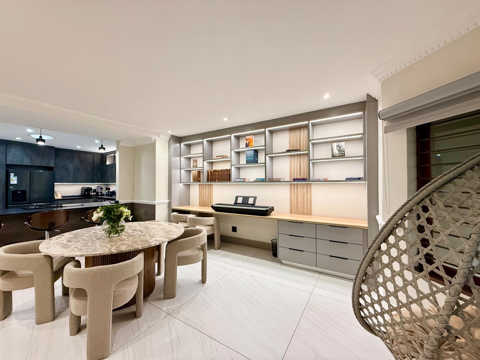 Exquisitely furnished duplex apartment in a secure complex in Hyde Park for Rent