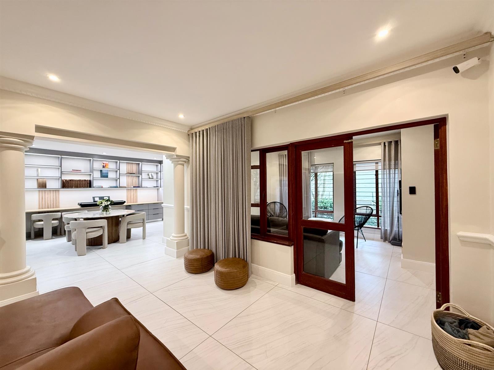 Exquisitely furnished duplex apartment in a secure complex in Hyde Park for Rent