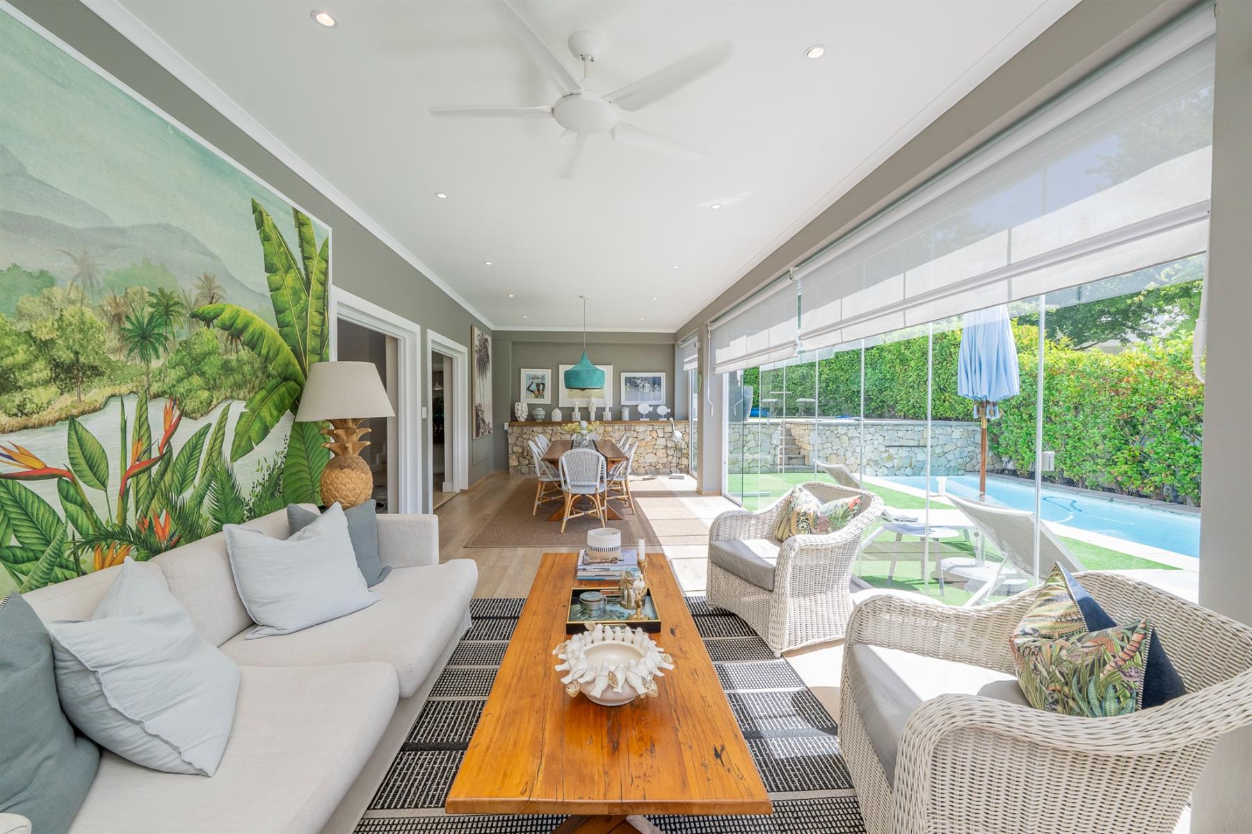 Luxurious Golf Estate Villa Available For Short-Term Rent