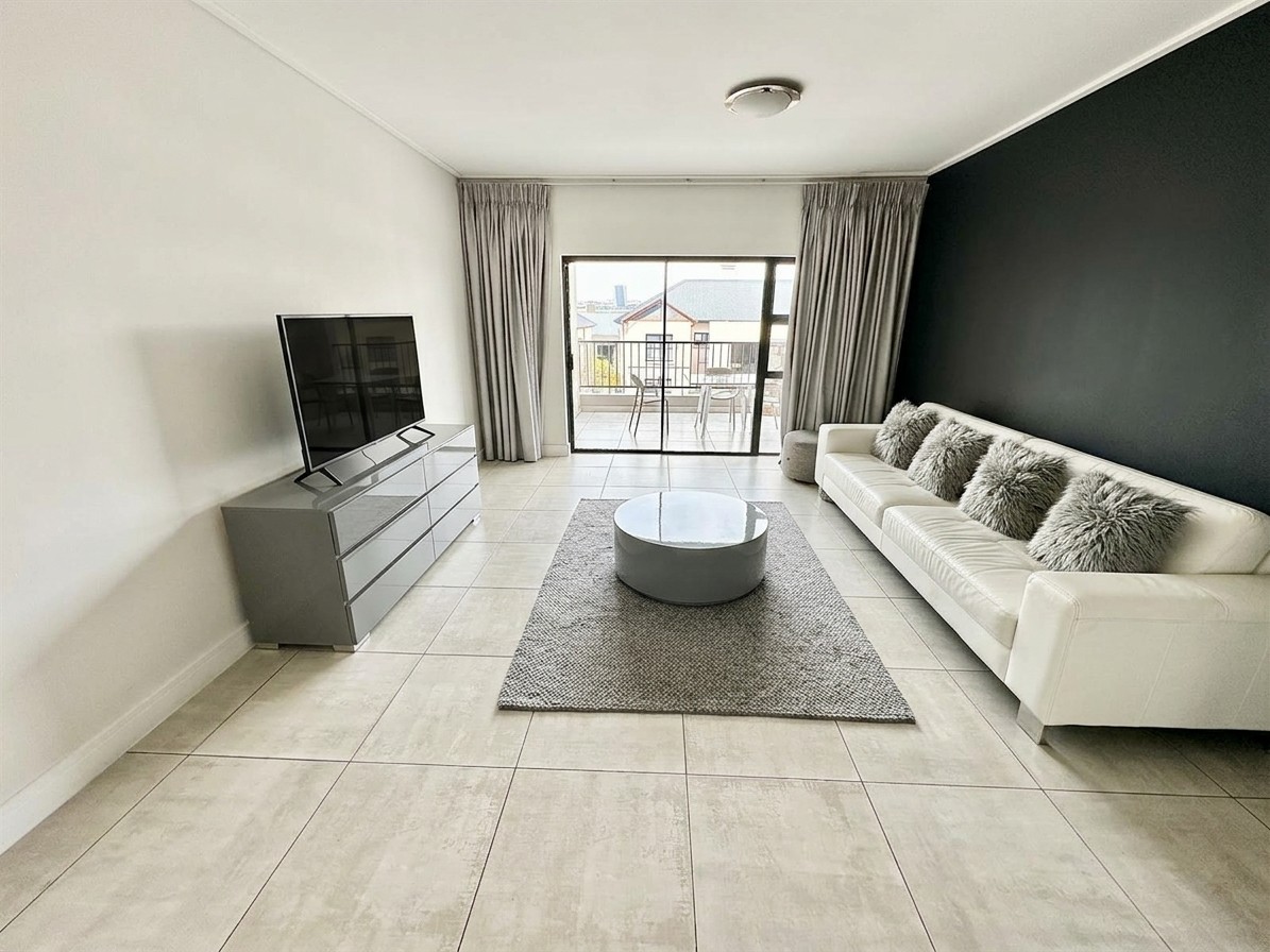 Apartment for rent in The Polofields, Waterfall, Midrand, 119 AAR (2nd floor), Polofields Lifestyle, 1 Polofields Drive, The Polofields, Waterfall, Midrand, Gauteng, 110 m²