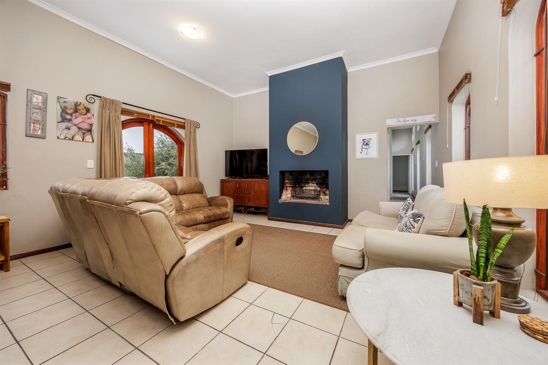 3 Bedroom House in Dukes Estate, Wellington