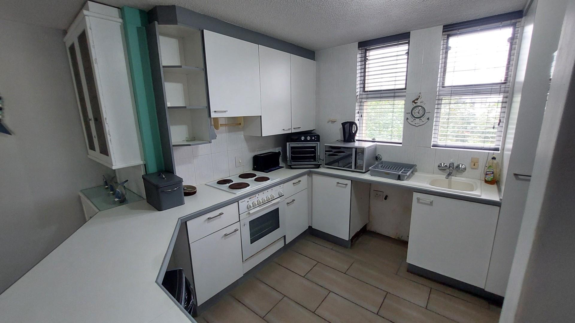 First floor apartment For Sale in Manaba Beach, Margate, KwaZulu Natal