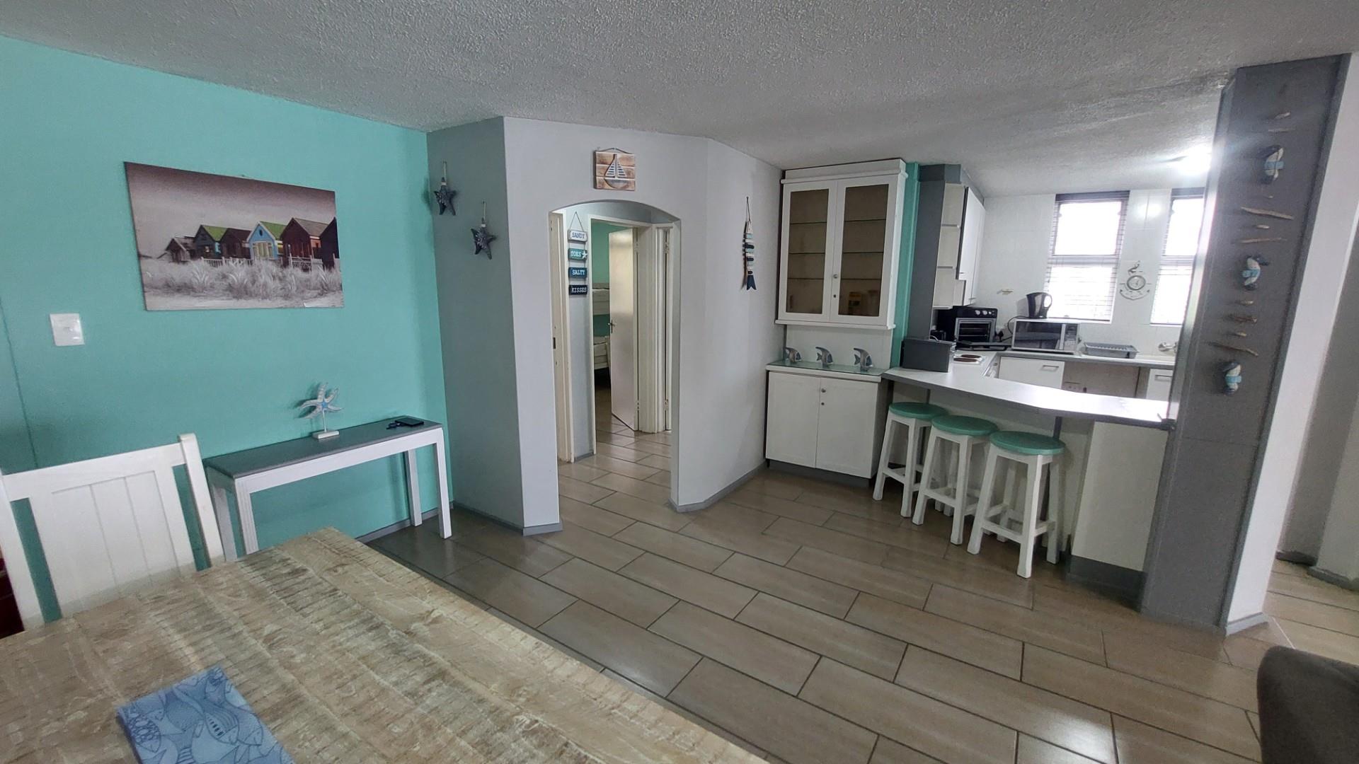First floor apartment For Sale in Manaba Beach, Margate, KwaZulu Natal